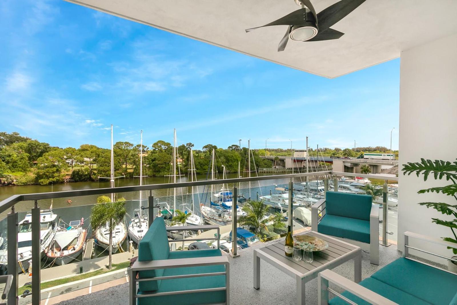Cape Crossing Resort & Marina photo 8