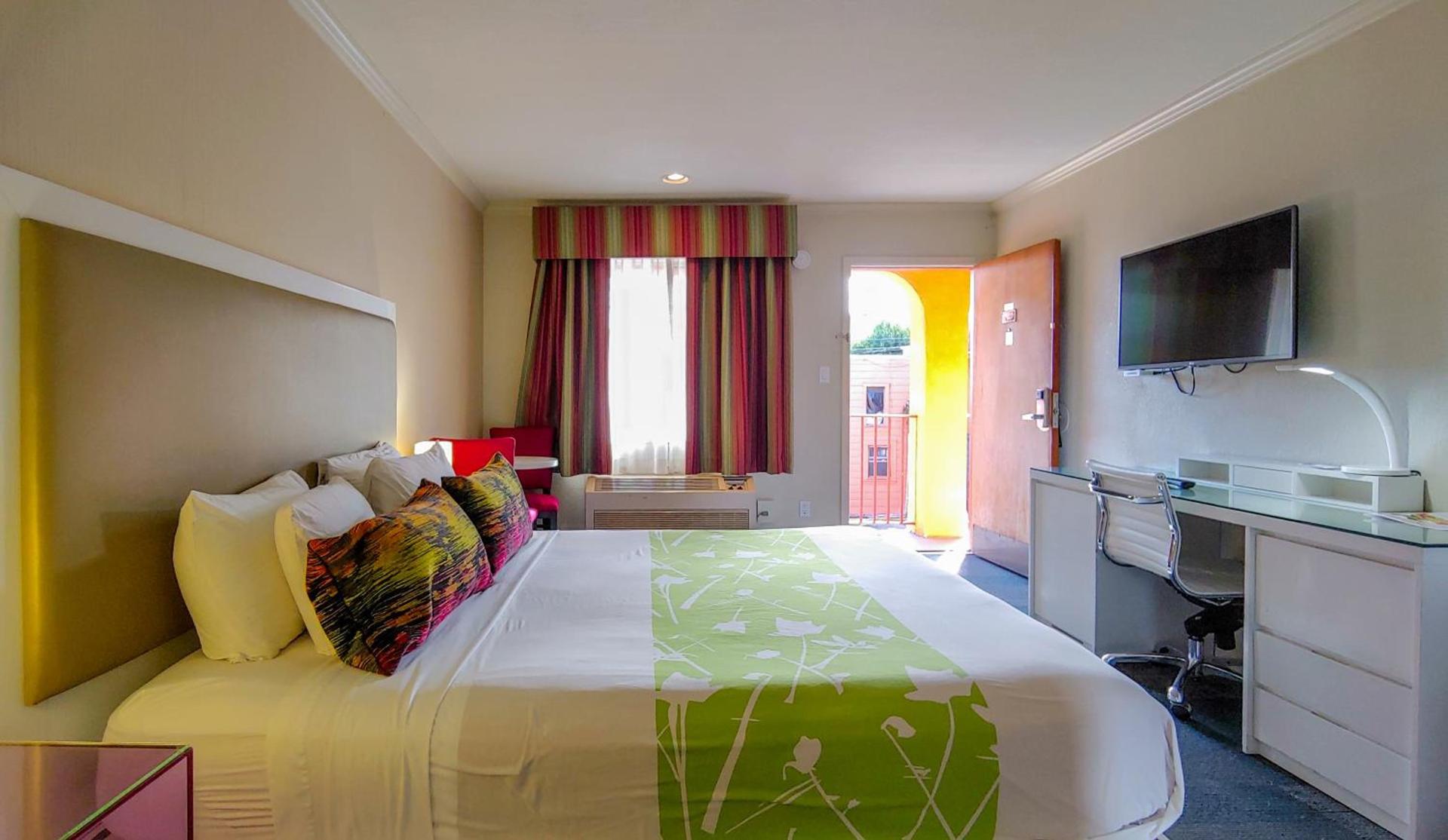 Inn at Golden Gate photo 8
