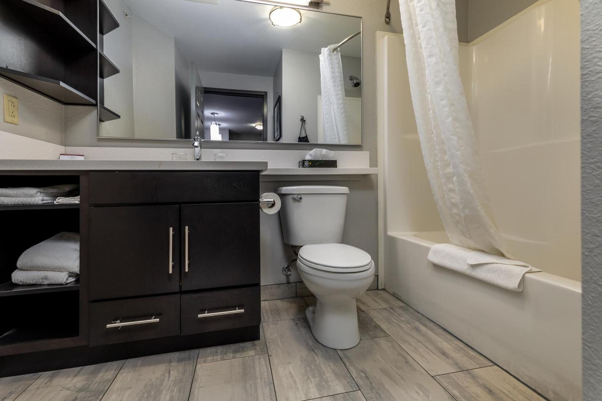Candlewood Suites Knoxville Airport-Alcoa by IHG photo 13