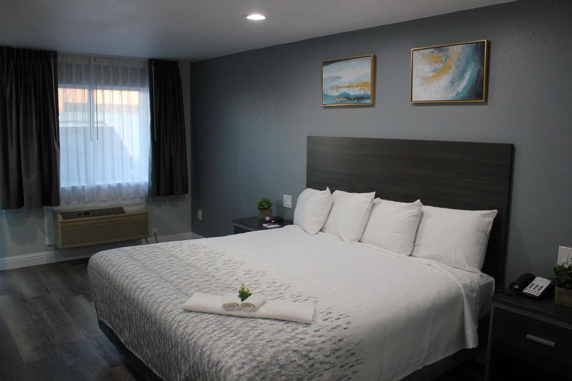 SureStay Hotel by Best Western Chowchilla Yosemite photo 5