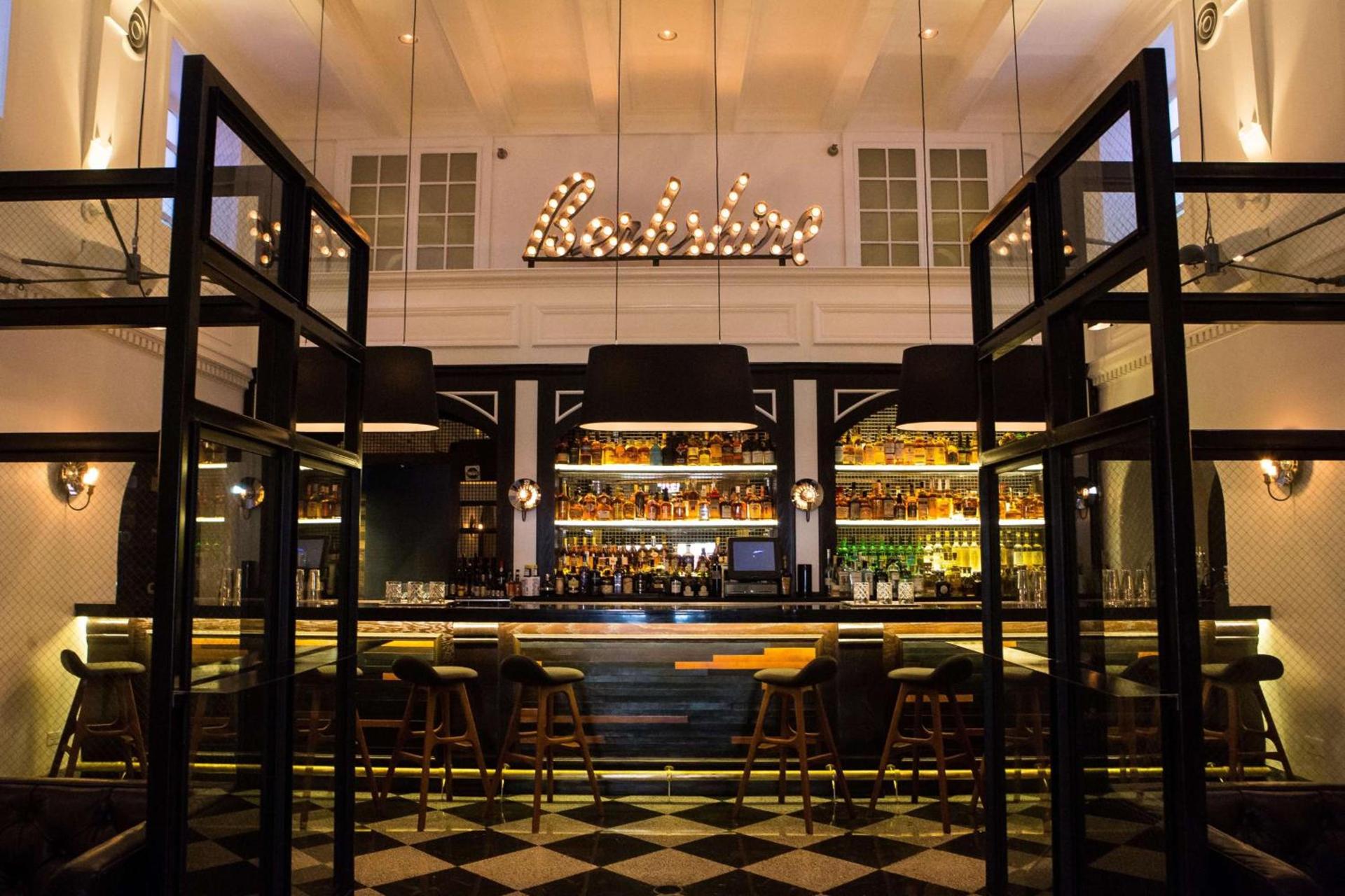 ACME Hotel Chicago, Outset Collection by Hilton photo 9