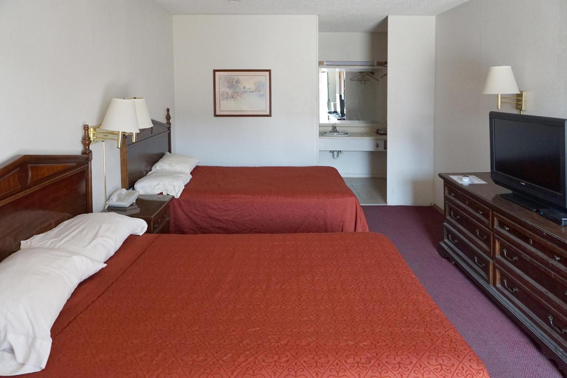 OYO Hotel Altus N Main St photo 18