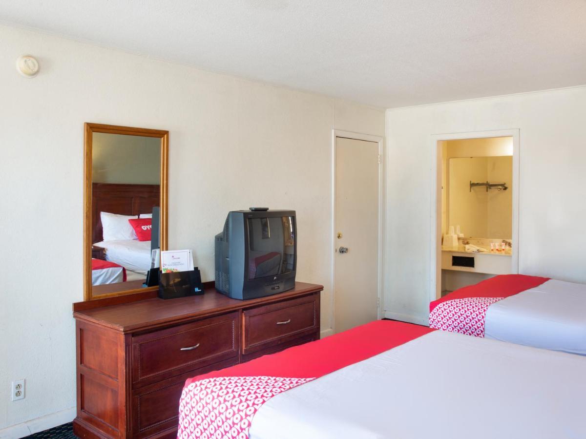 Rest Inn - Extended Stay, I-40 Airport, Wedding & Event Center photo 11