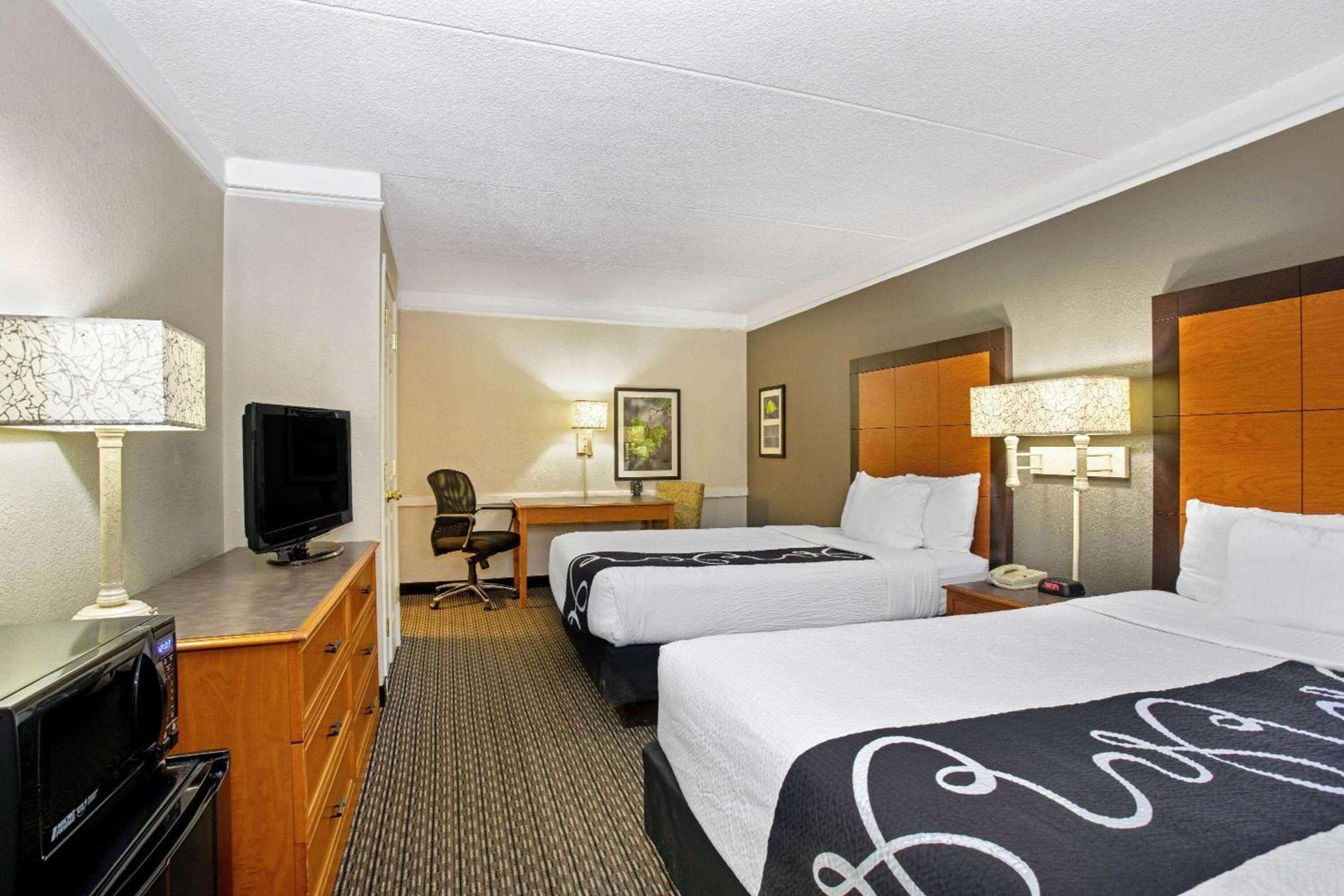 Travelodge by Wyndham Golden-Denver photo 36