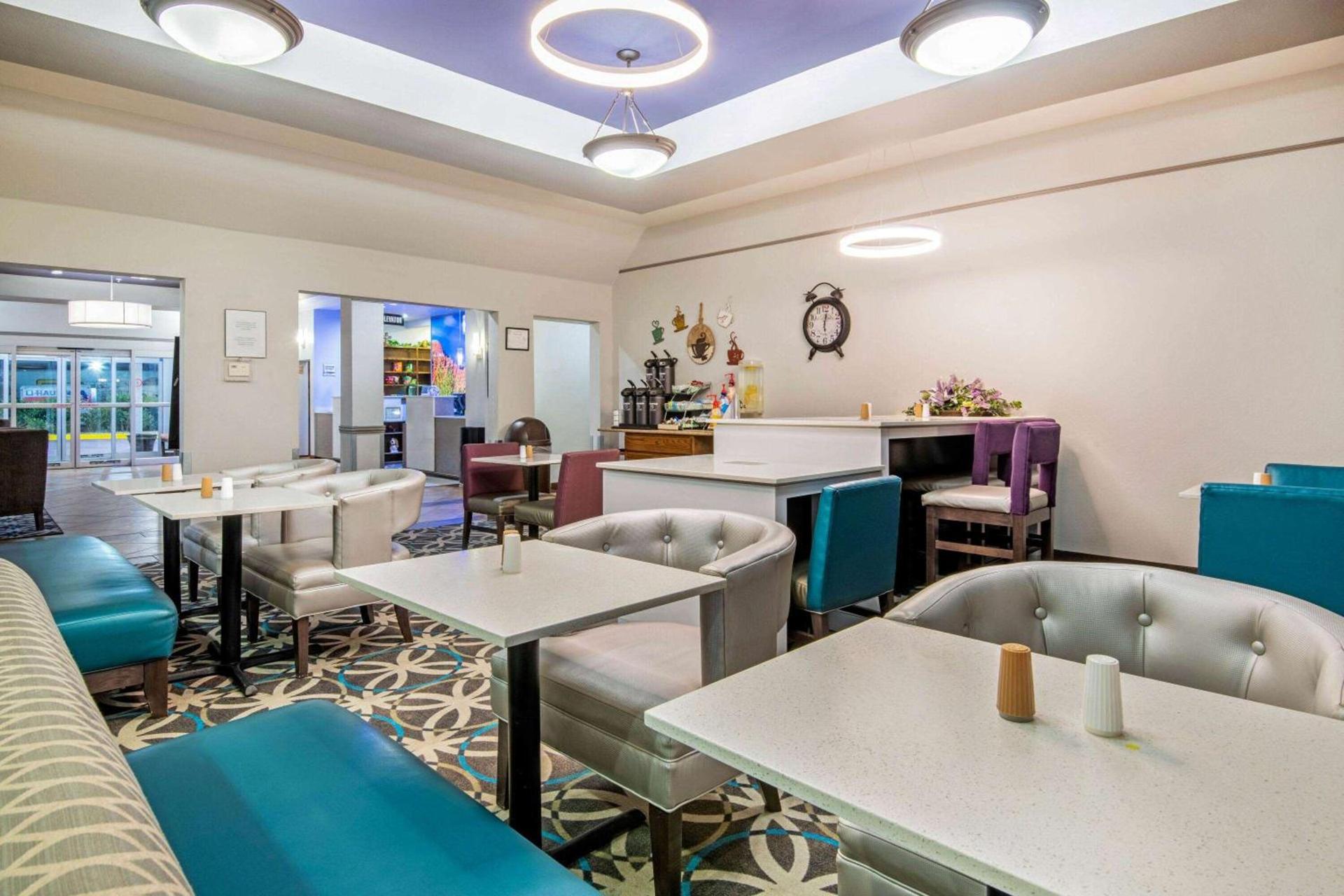 La Quinta by Wyndham Dumas photo 28