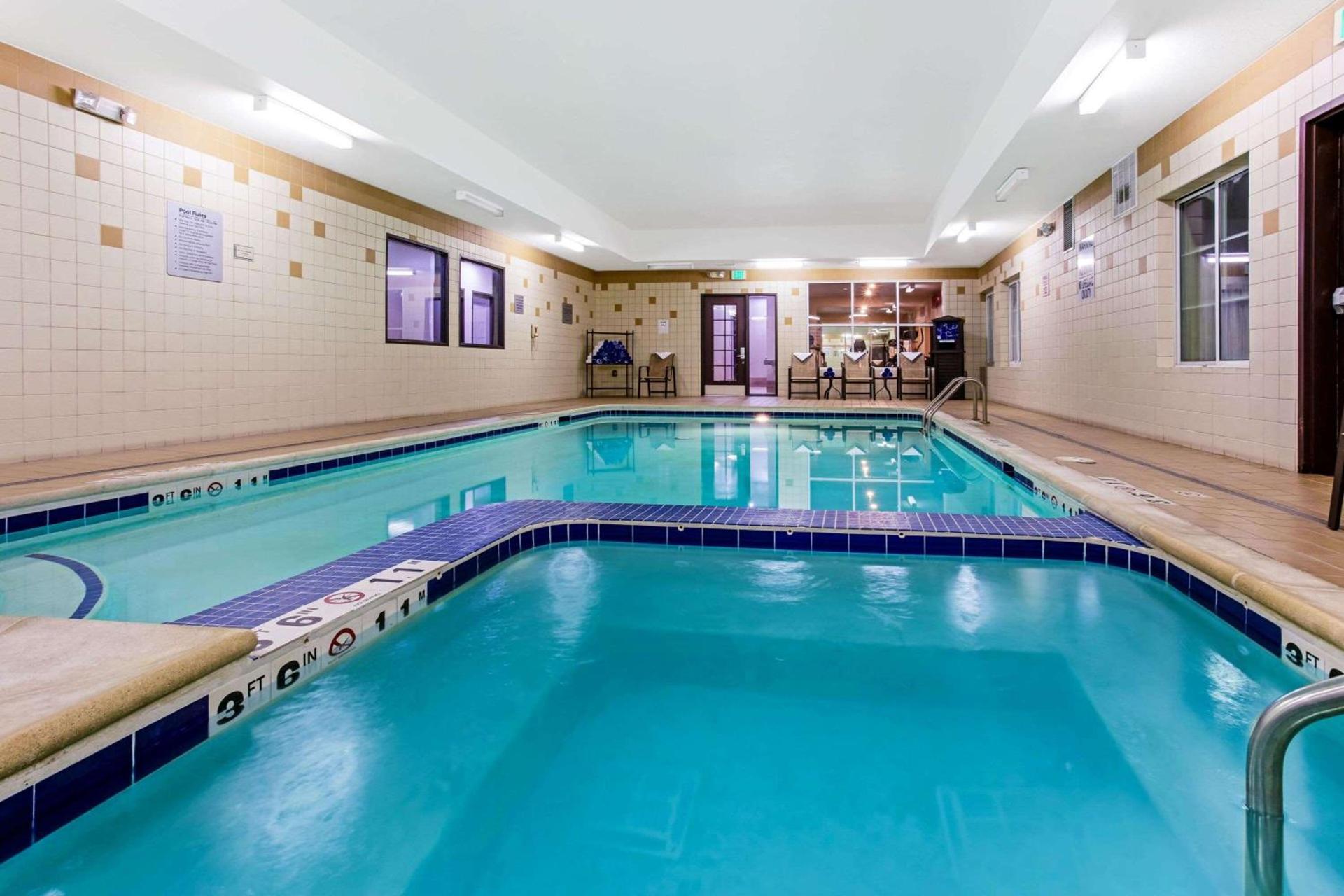 La Quinta by Wyndham Denver Gateway Park photo 2
