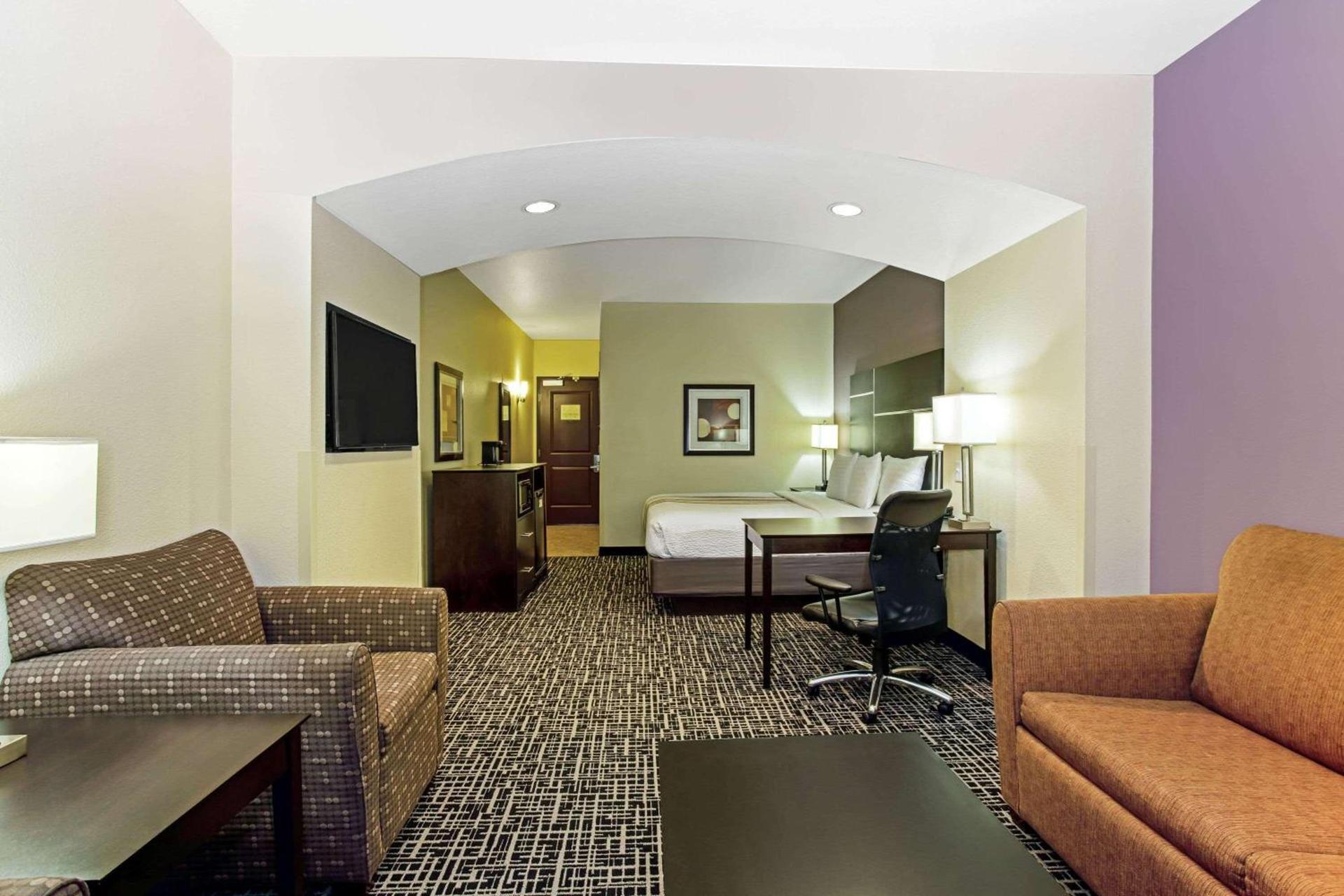 La Quinta by Wyndham Denver Gateway Park photo 19