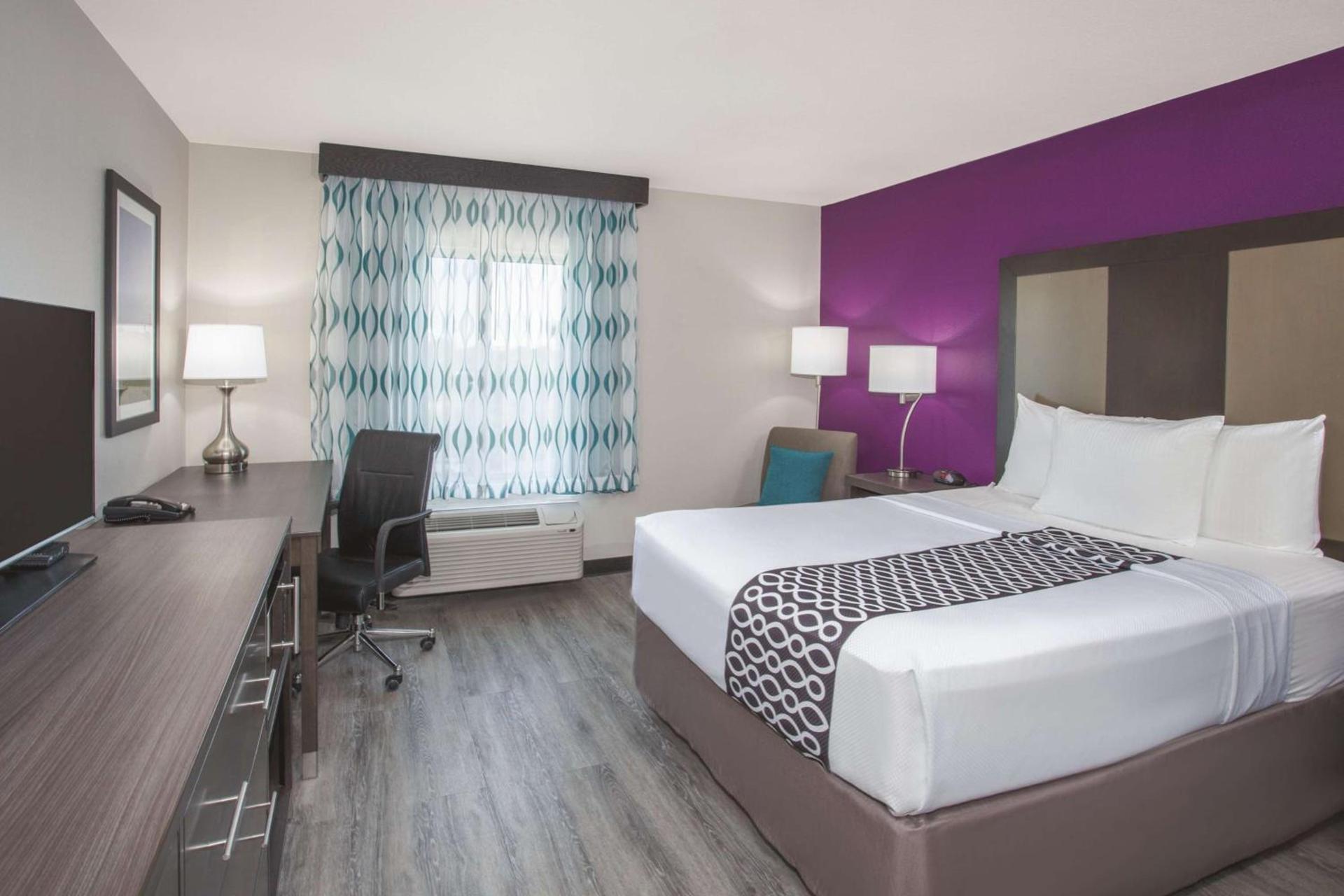 La Quinta by Wyndham Effingham photo 28