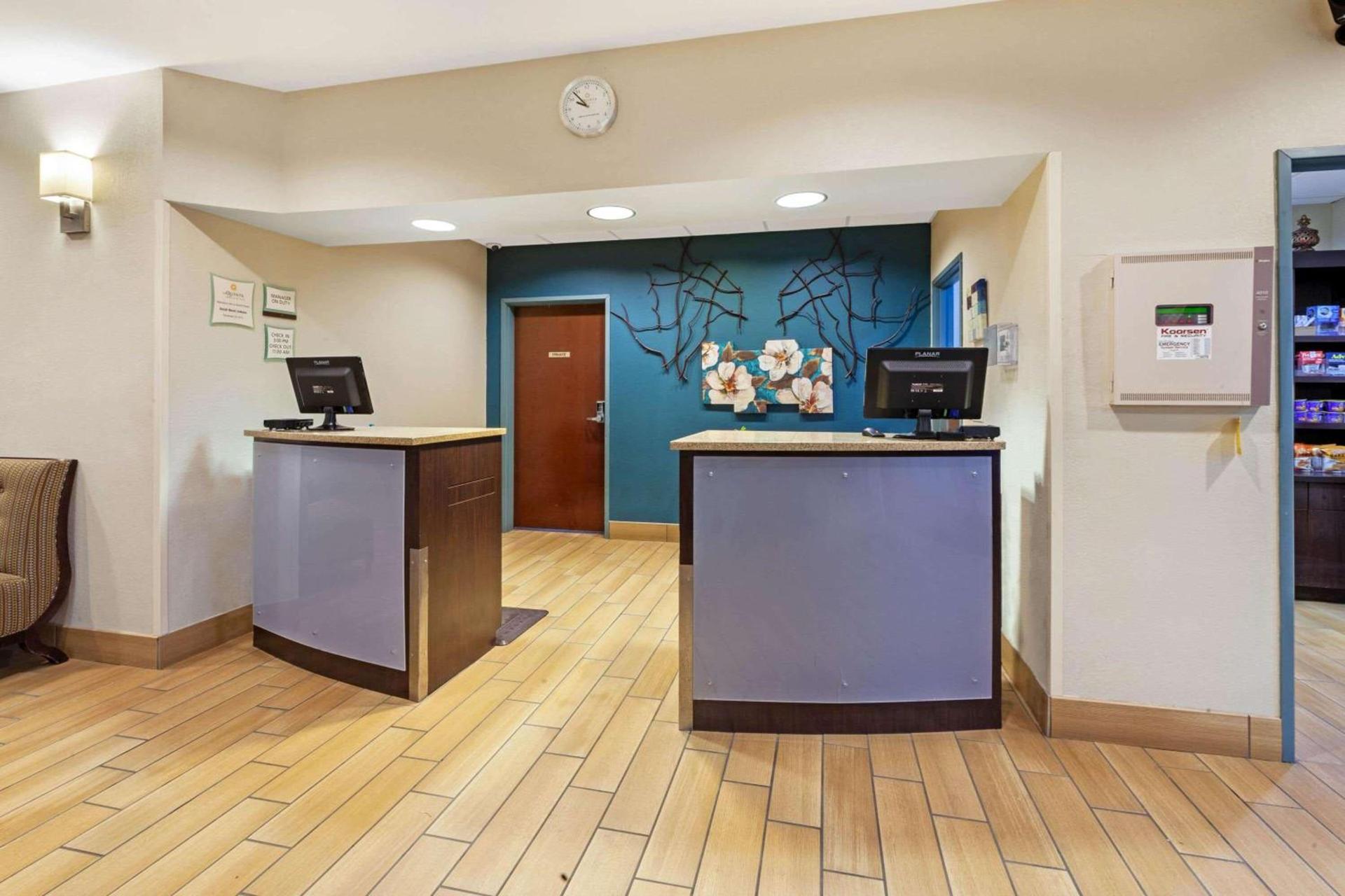 La Quinta by Wyndham South Bend photo 2