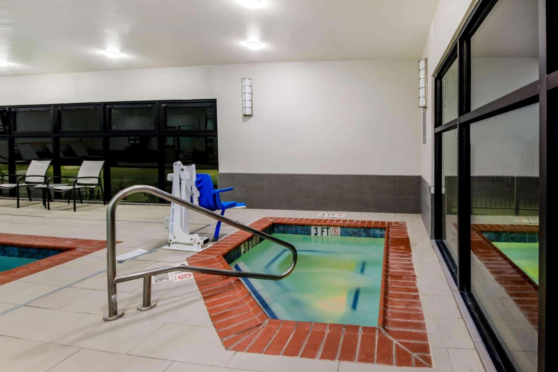 La Quinta by Wyndham Pampa photo 25