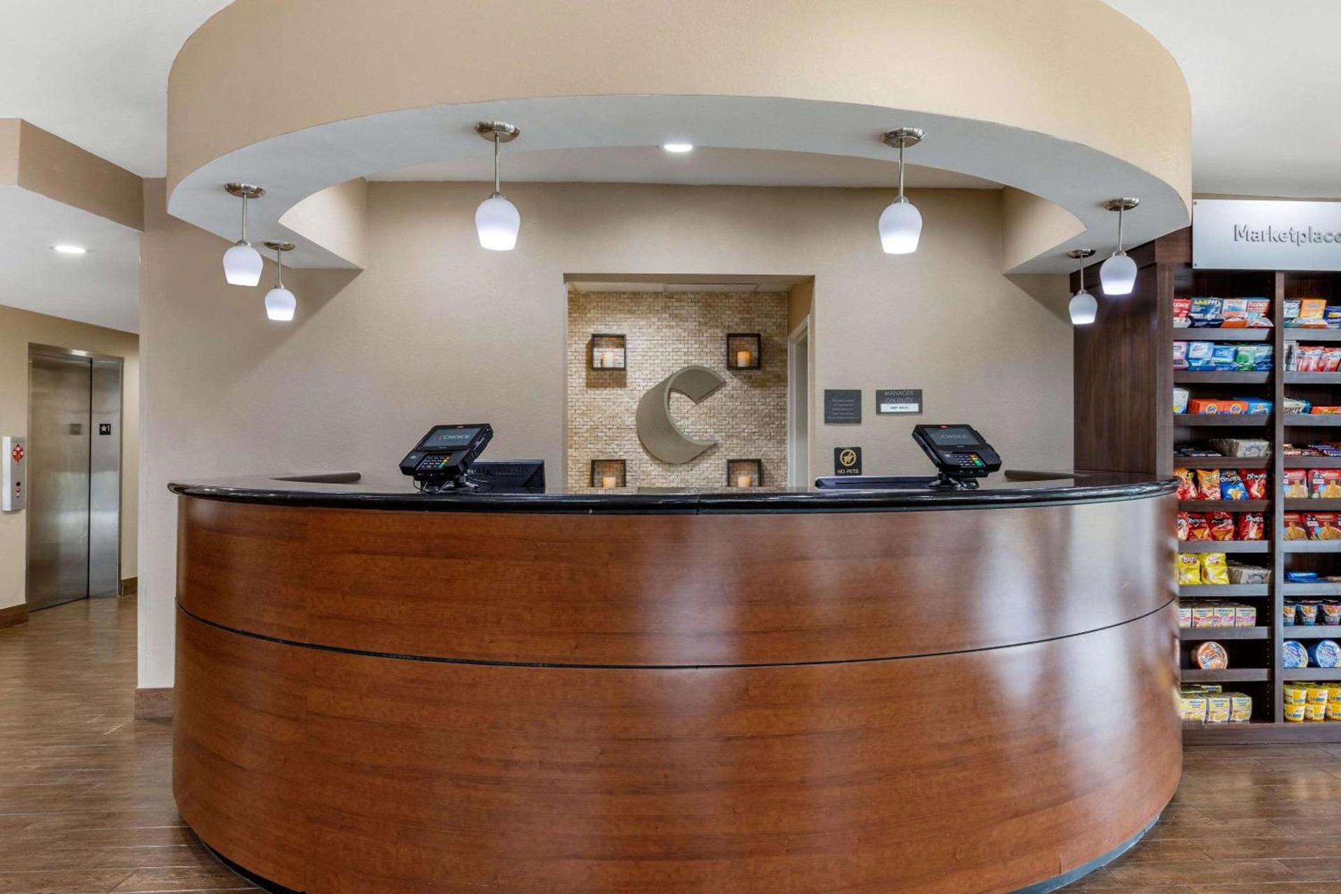Spark by Hilton Pelham Birmingham I 65 photo 13