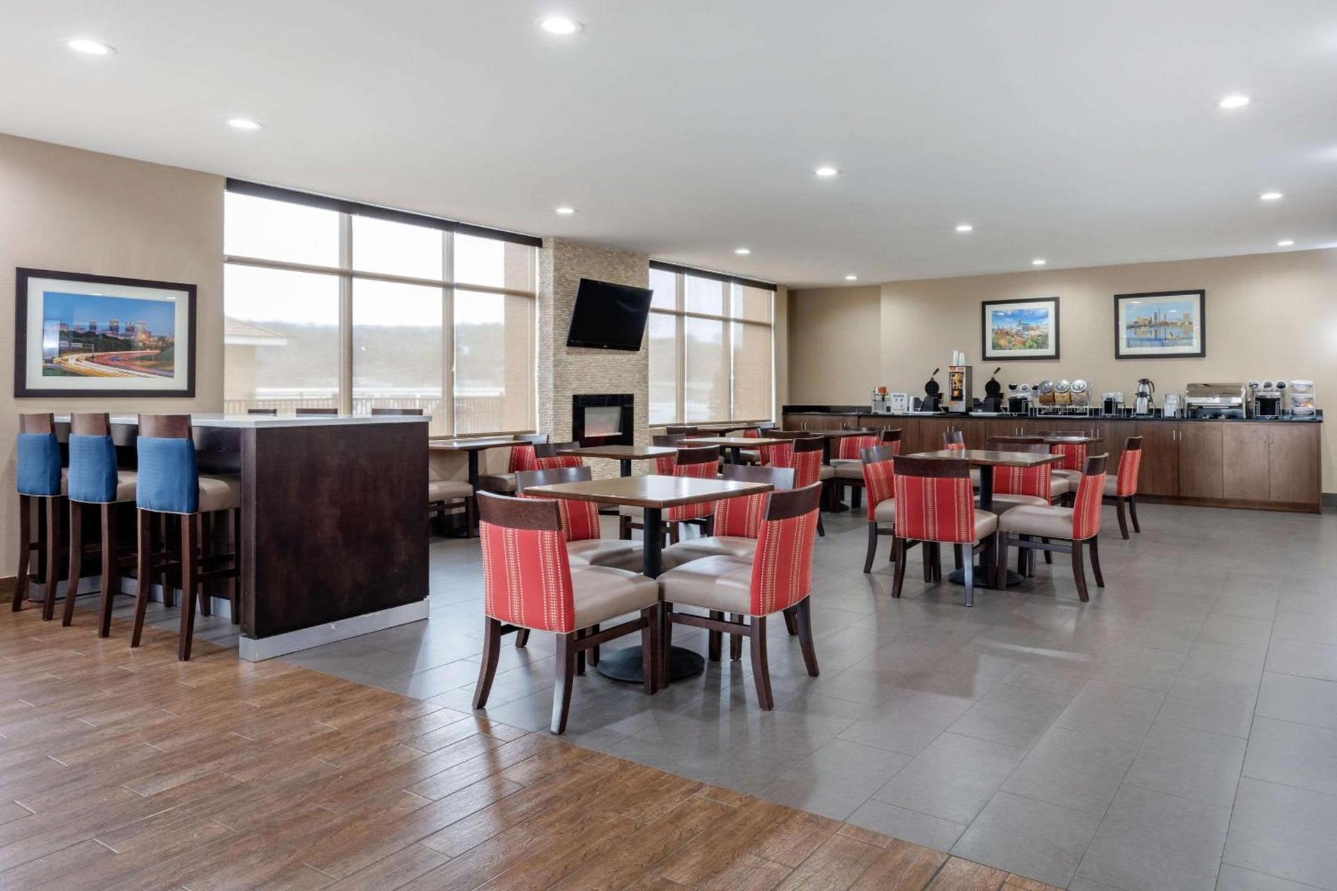Spark by Hilton Pelham Birmingham I 65 photo 28