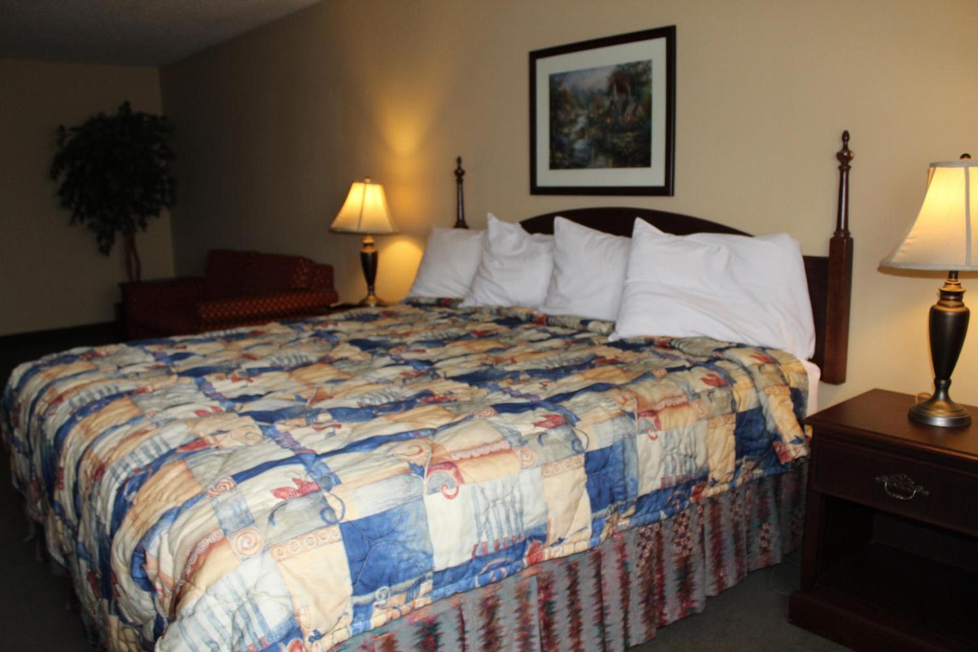 Mansion View Inn & Suites photo 4