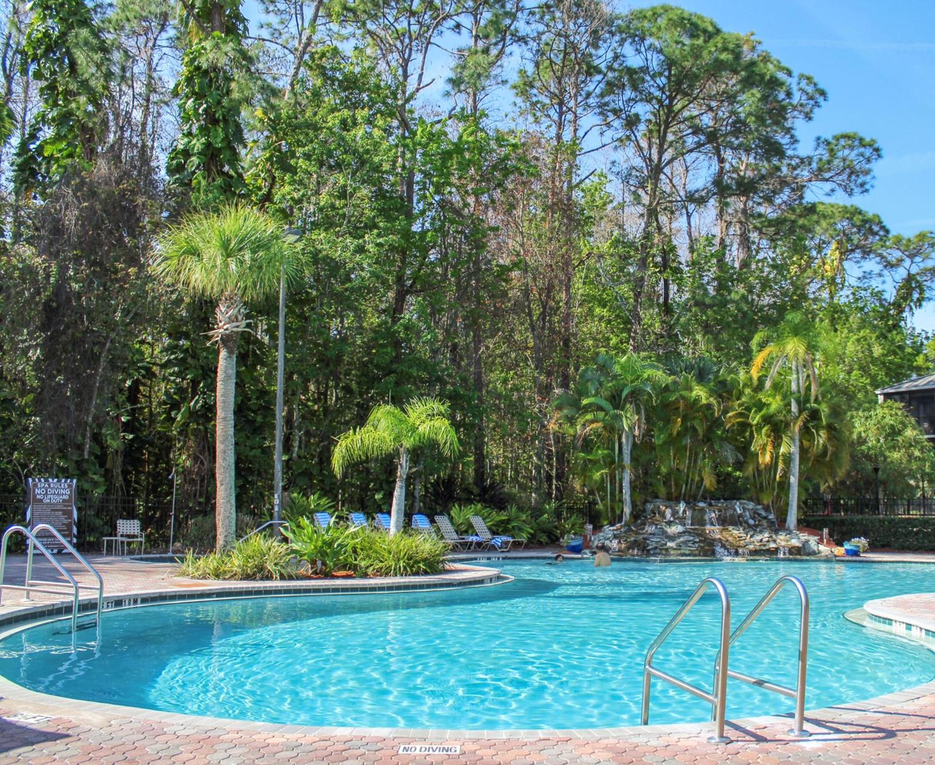 Parkway International Resort photo 2