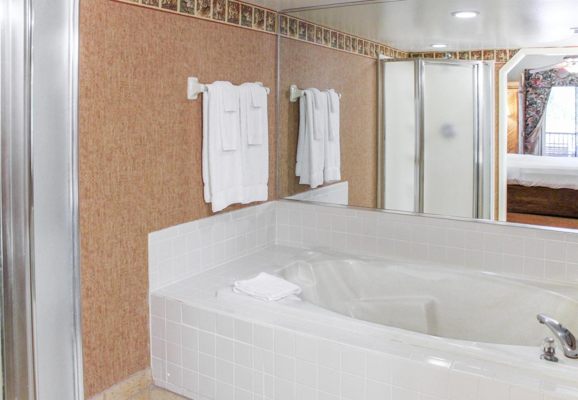Parkway International Resort photo 14