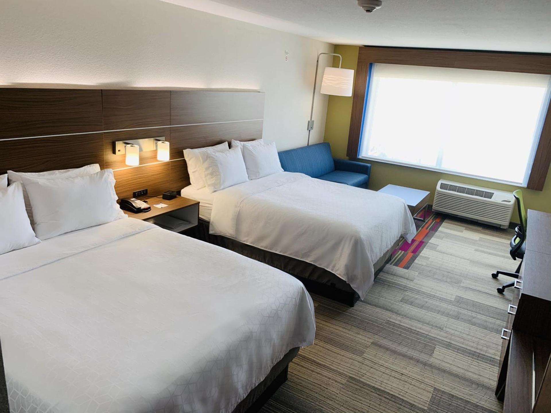 Holiday Inn Express & Suites Moore by IHG photo 66