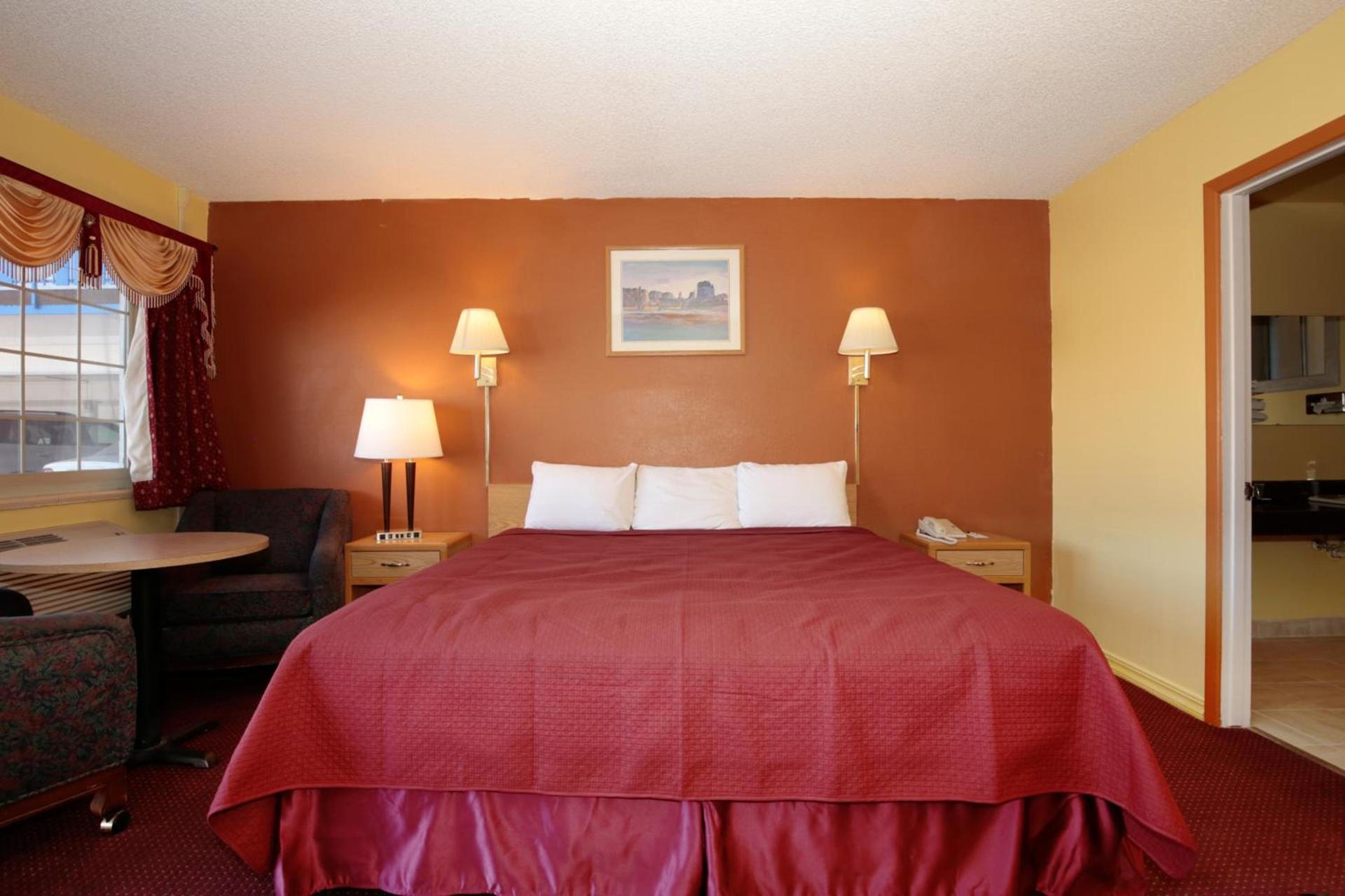 Regency Inn photo 9