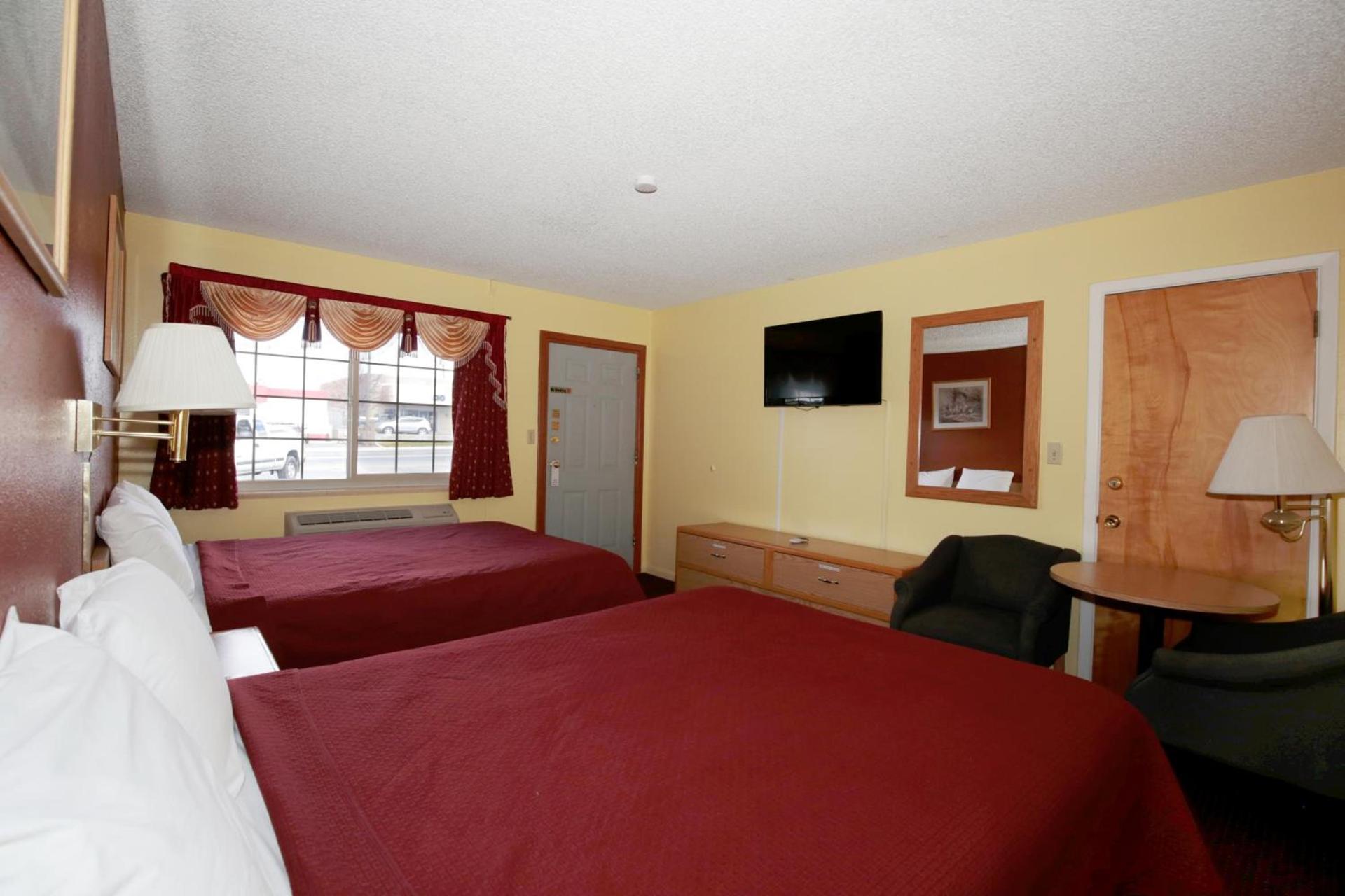 Regency Inn photo 8