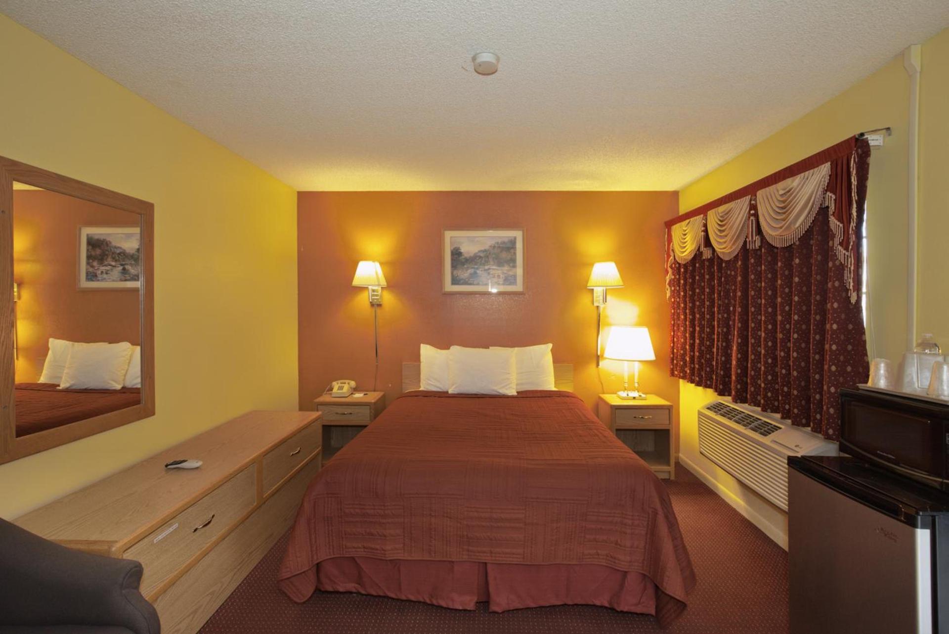 Regency Inn photo 11