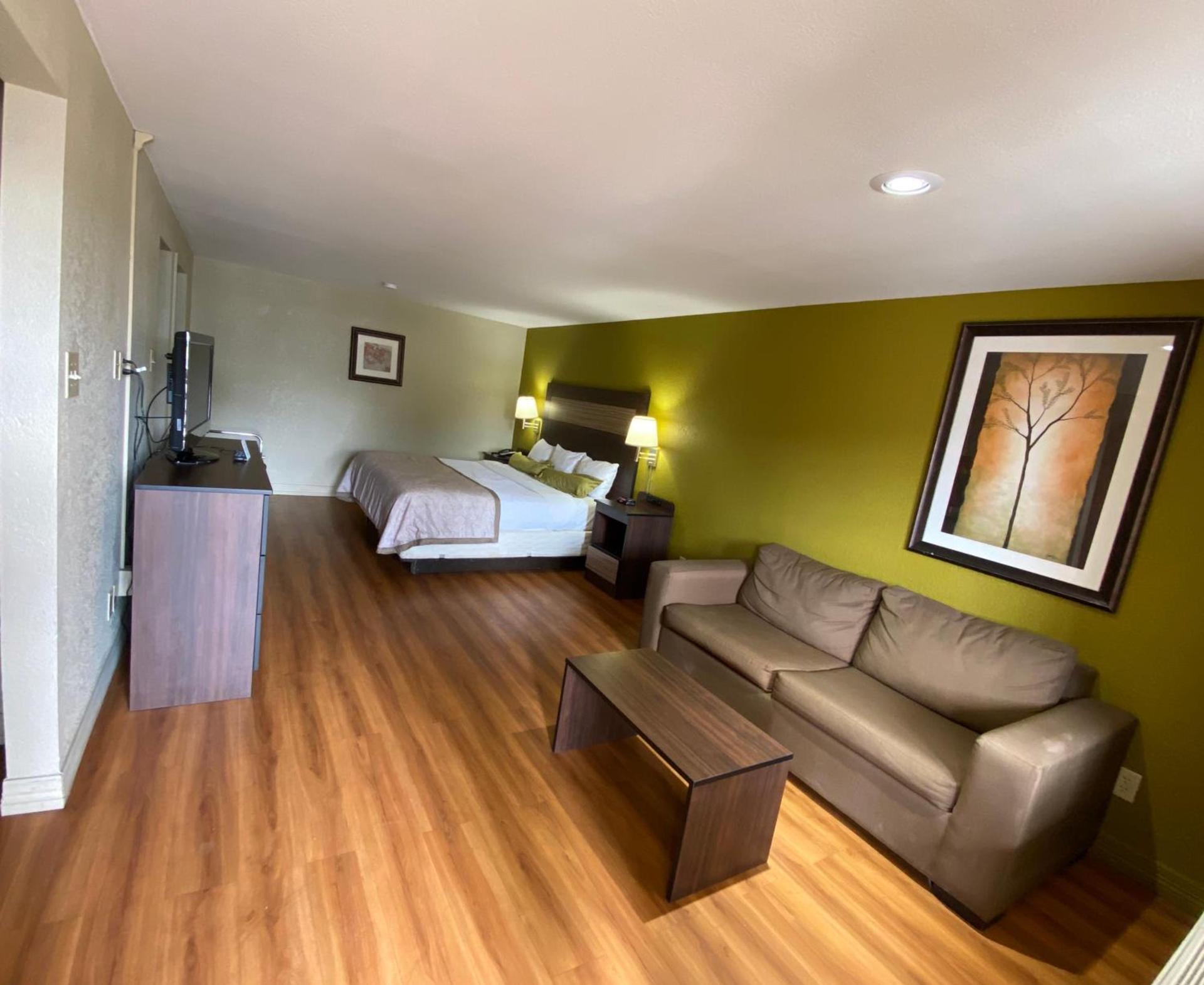 Stratford House Inn and Suites Temple photo 15