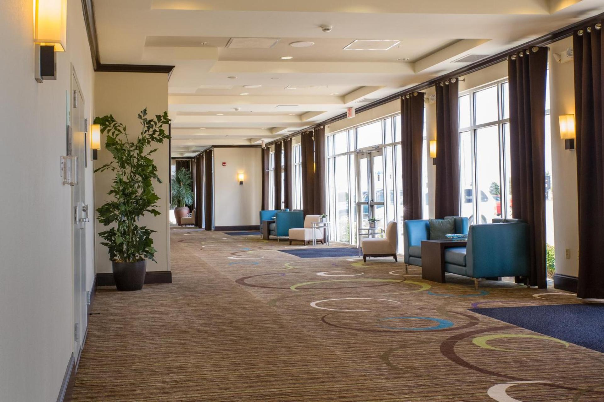 Holiday Inn Hotel & Suites Bloomington Airport by IHG photo 34