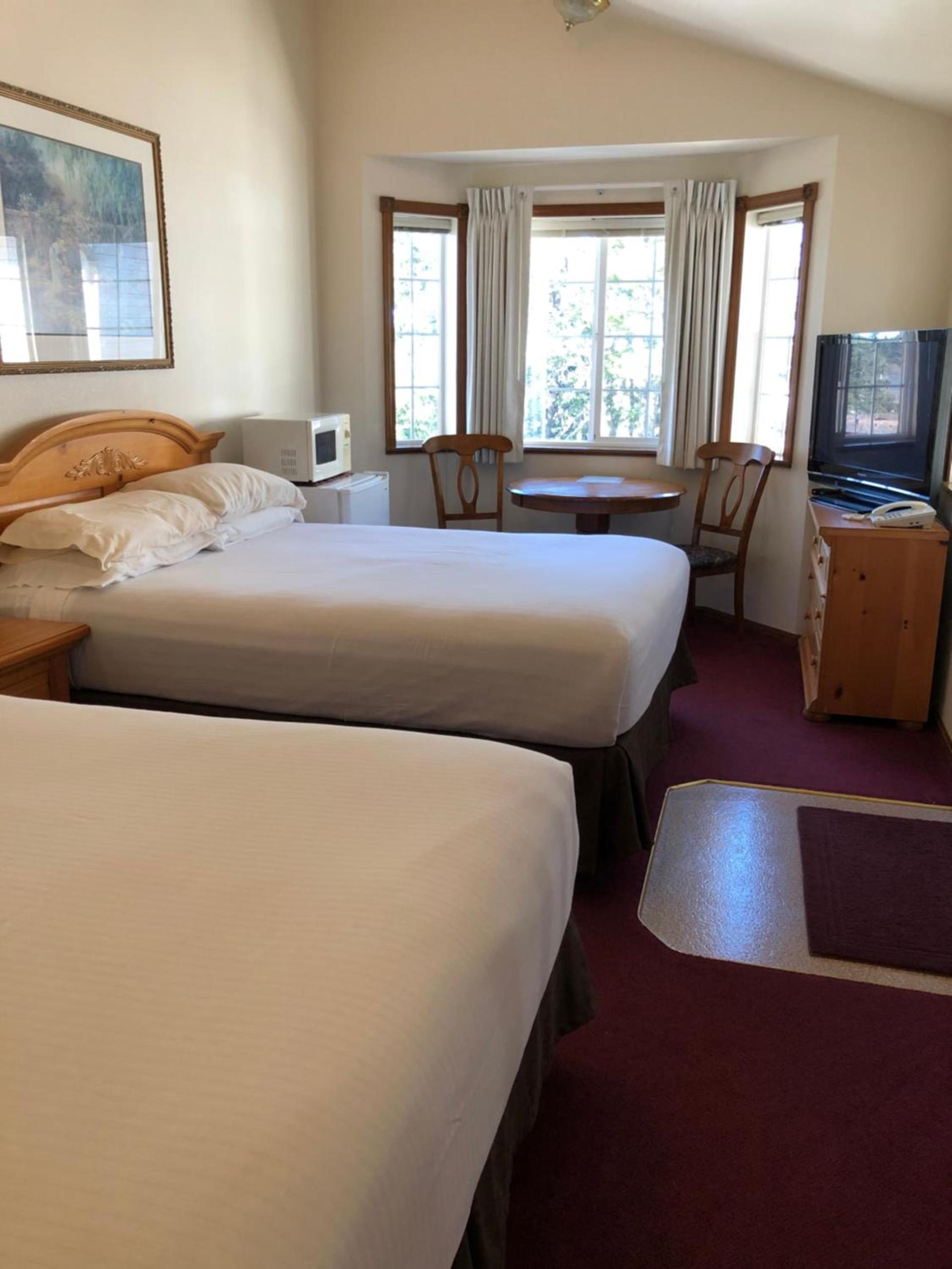 The Landmark Inn photo 16