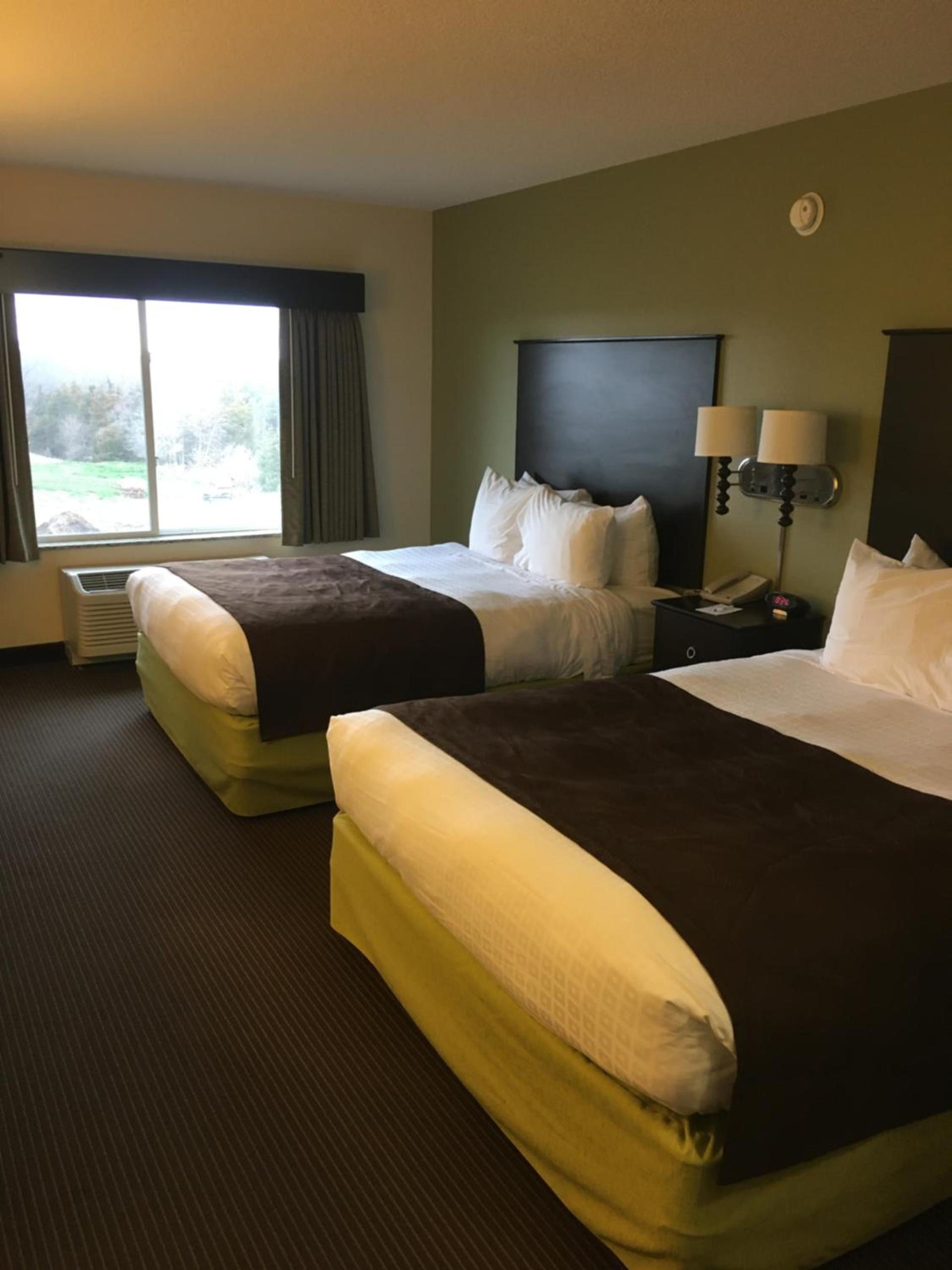 AmericInn by Wyndham Fairfield photo 20