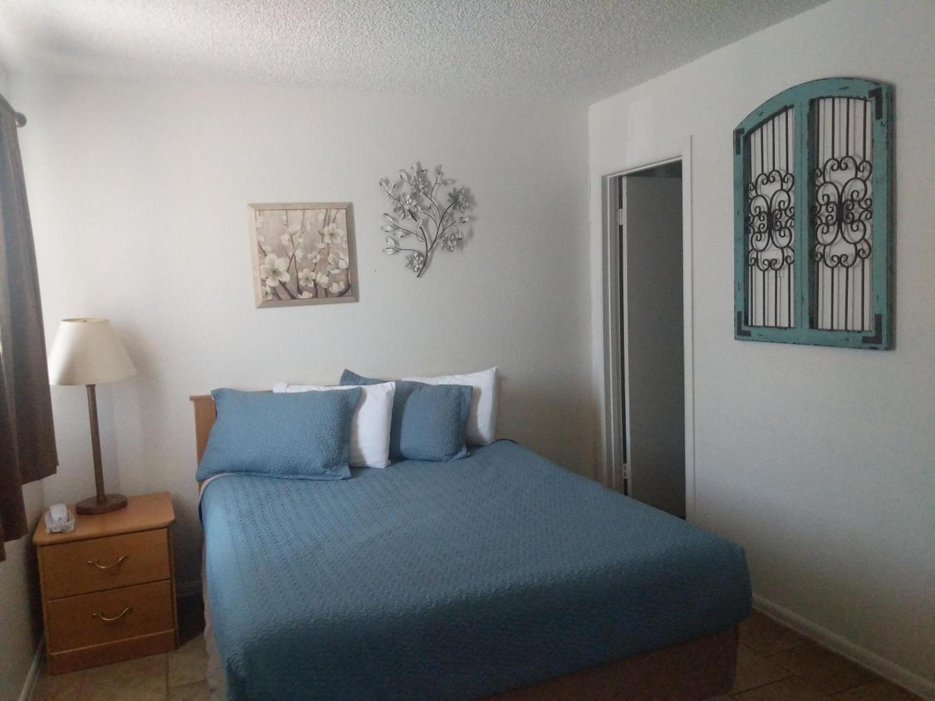 Little Daisy Motel photo 9