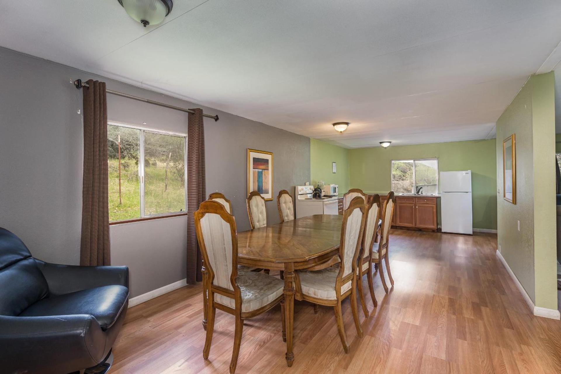 Mountain Trail Lodge and Vacation Rentals photo 85