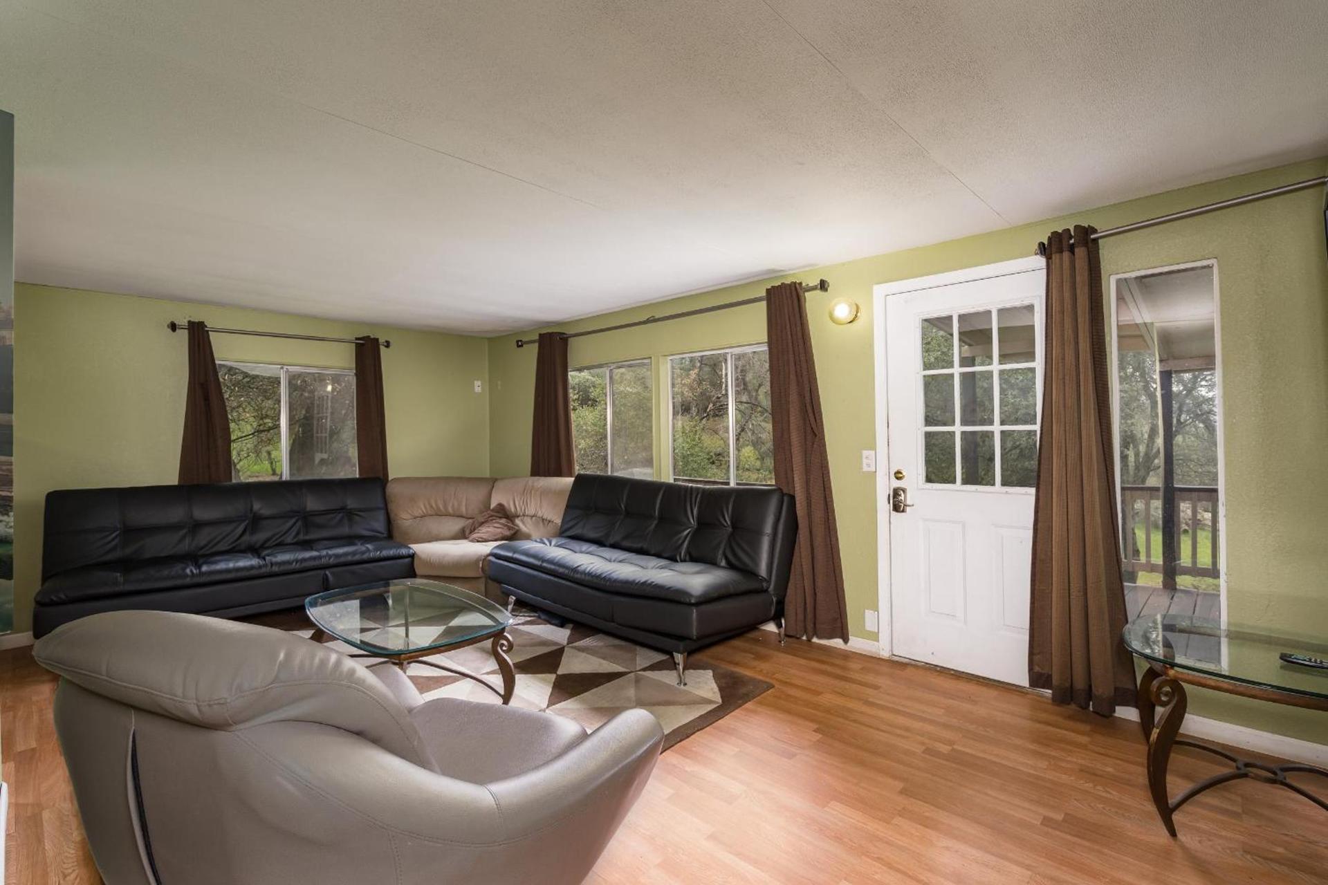 Mountain Trail Lodge and Vacation Rentals photo 88