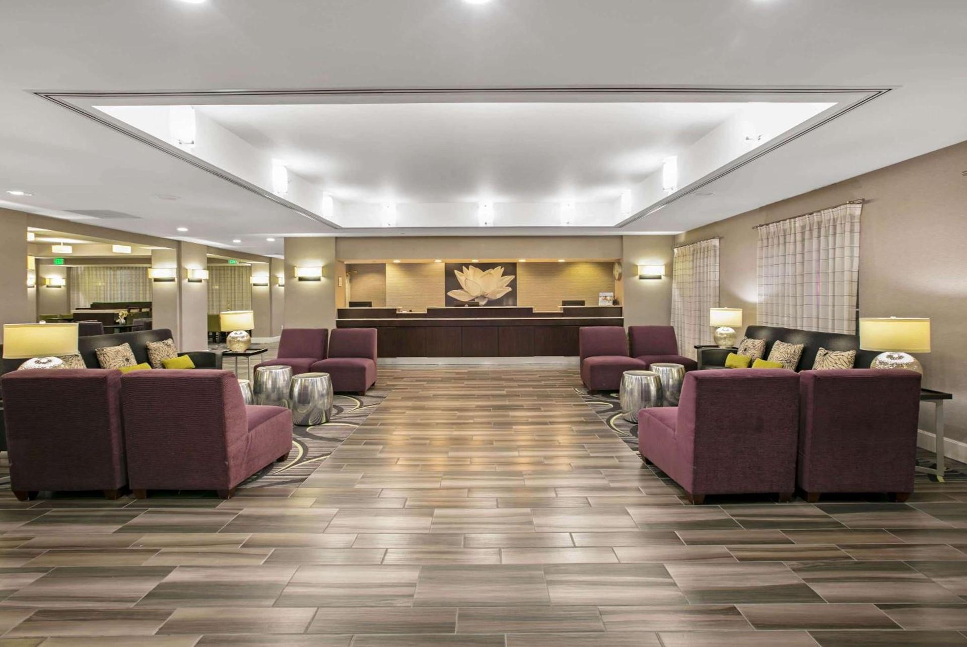 La Quinta by Wyndham DFW Airport South / Irving photo 6