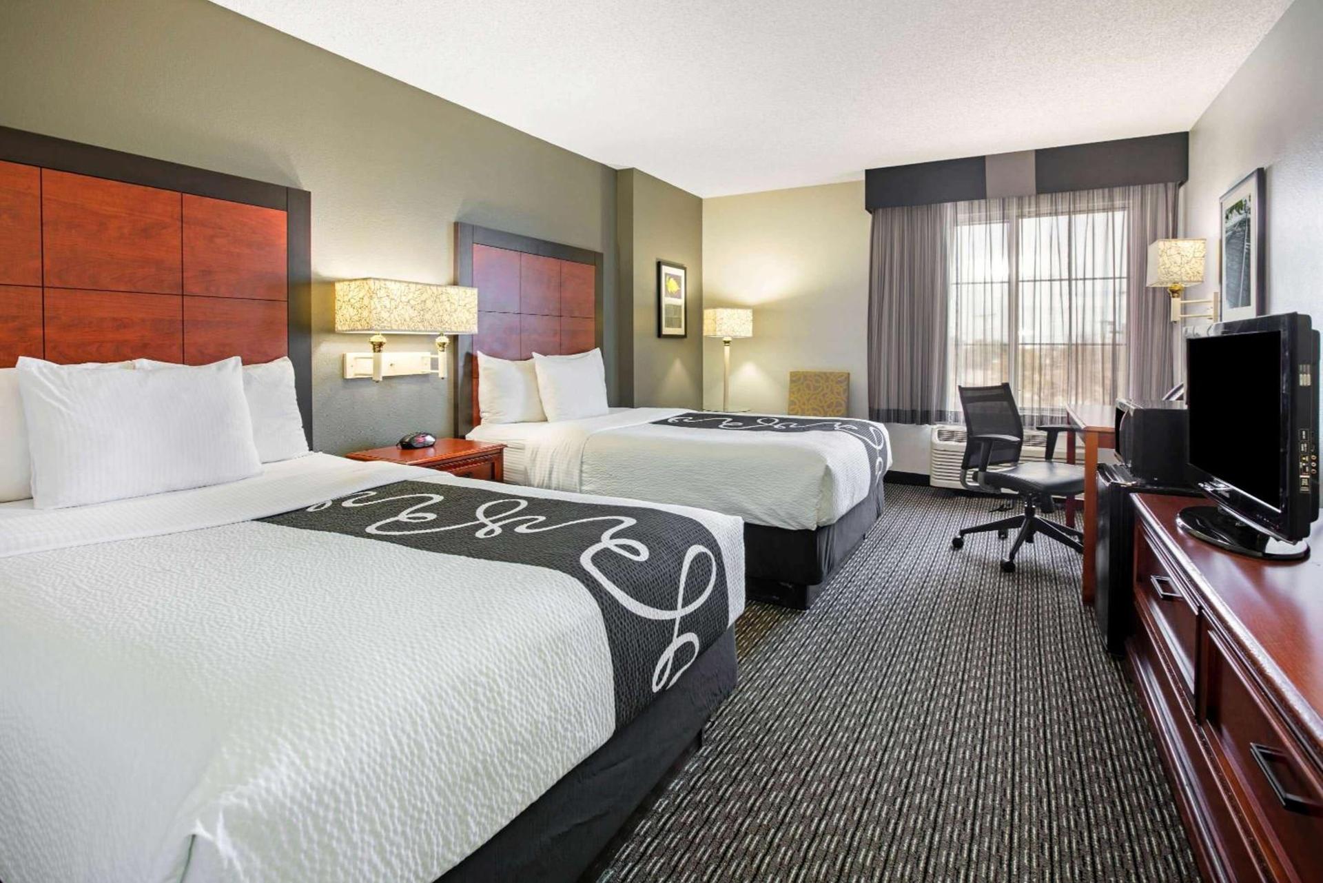 La Quinta by Wyndham DFW Airport South / Irving photo 23