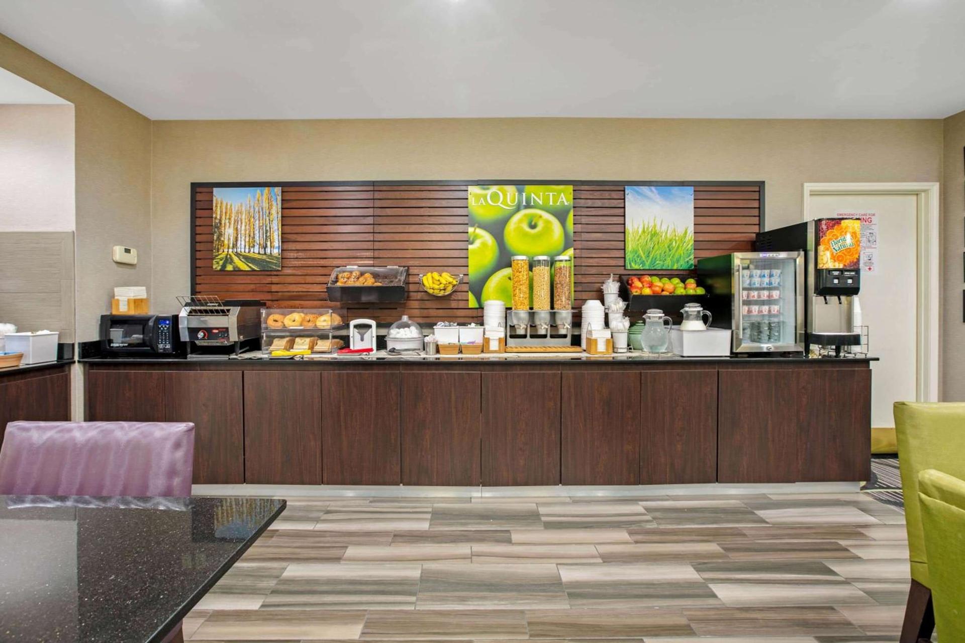 La Quinta by Wyndham DFW Airport South / Irving photo 34