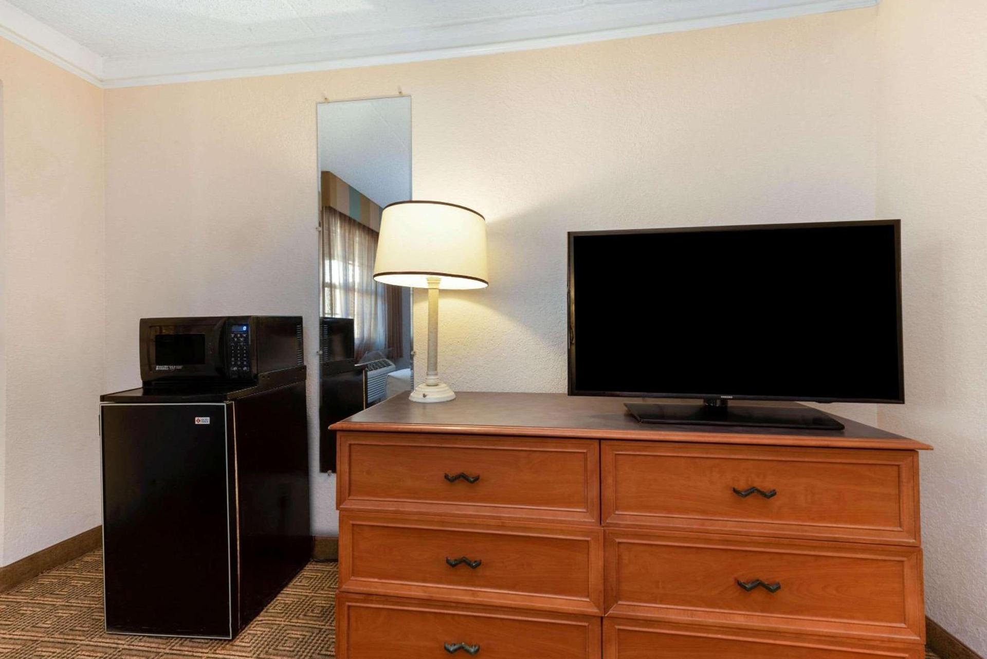 La Quinta Inn by Wyndham Bossier City photo 23