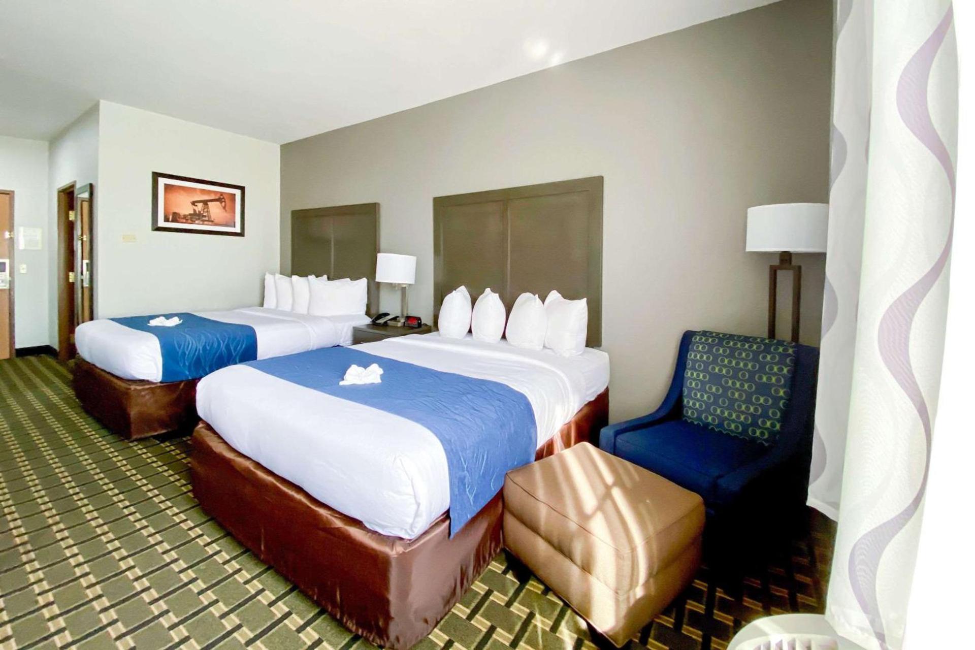Comfort Inn Owasso – Tulsa photo 8