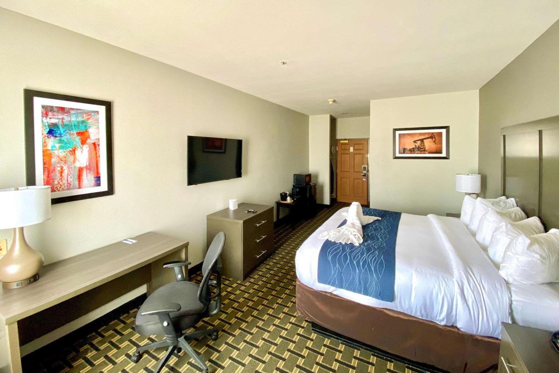 Comfort Inn Owasso – Tulsa photo 10