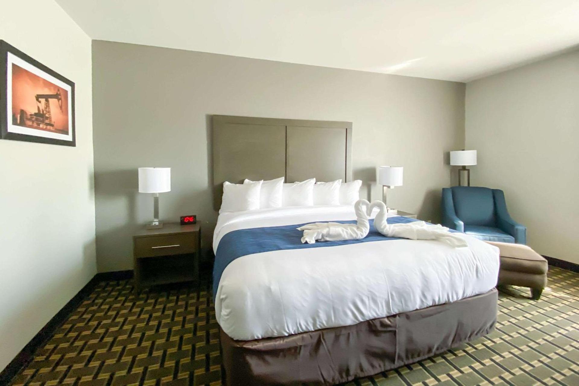 Comfort Inn Owasso – Tulsa photo 9