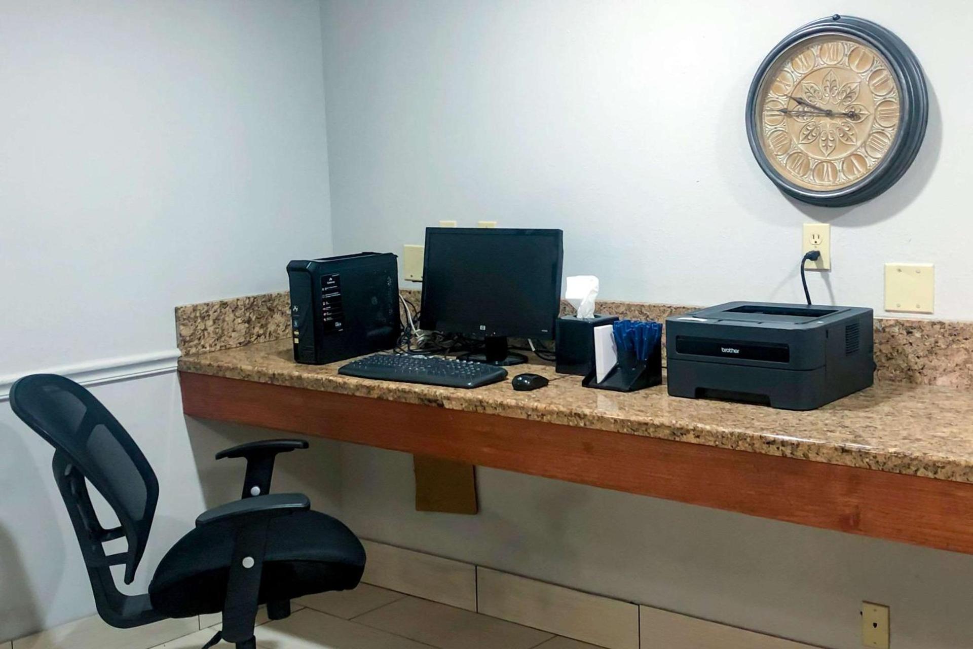 Comfort Inn Owasso – Tulsa photo 13
