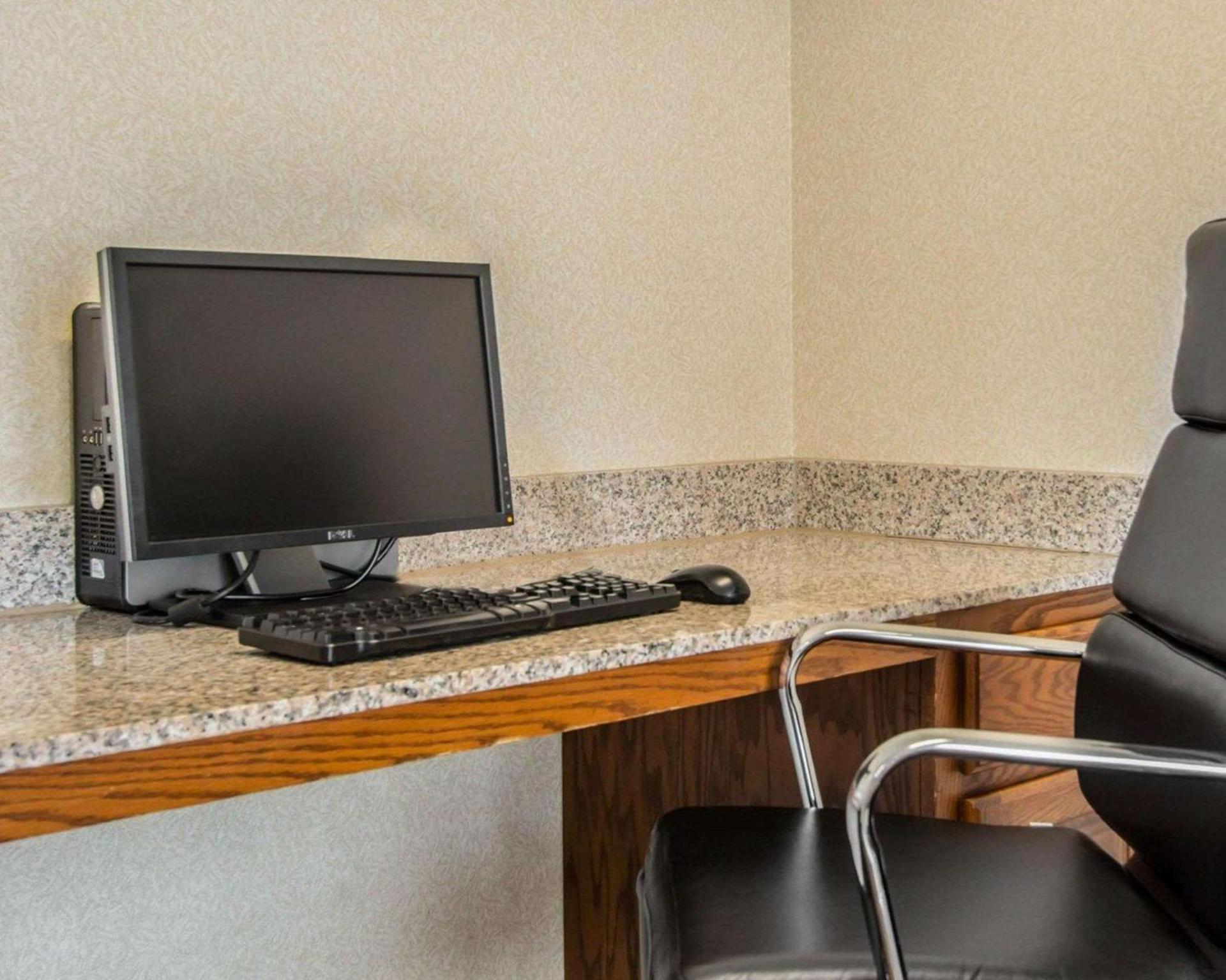 Sleep Inn & Suites Springdale West photo 18