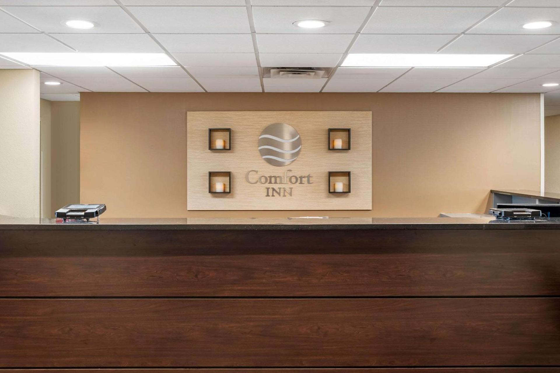 Comfort Inn Pearl-Jackson photo 2