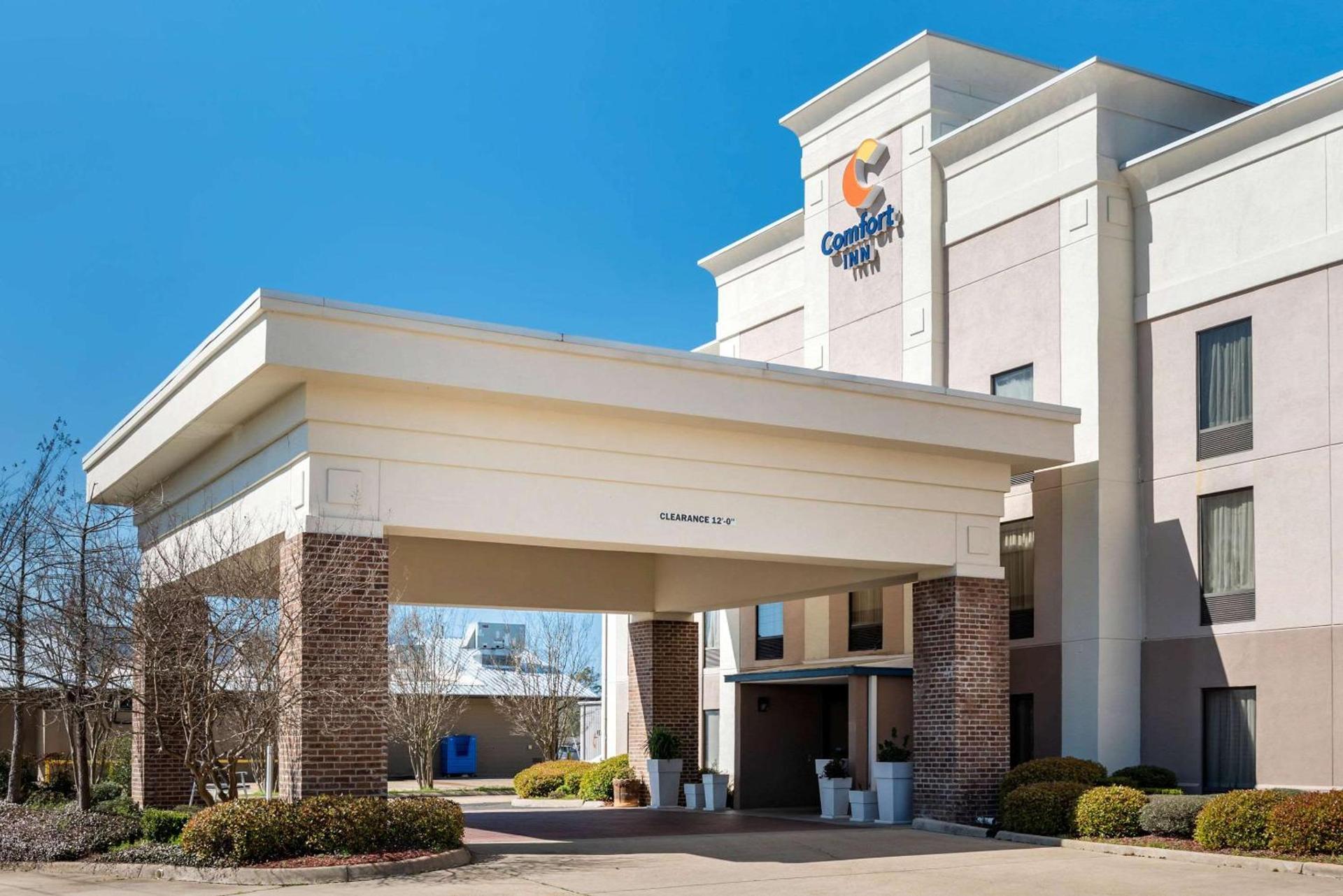 Comfort Inn Pearl-Jackson photo 9