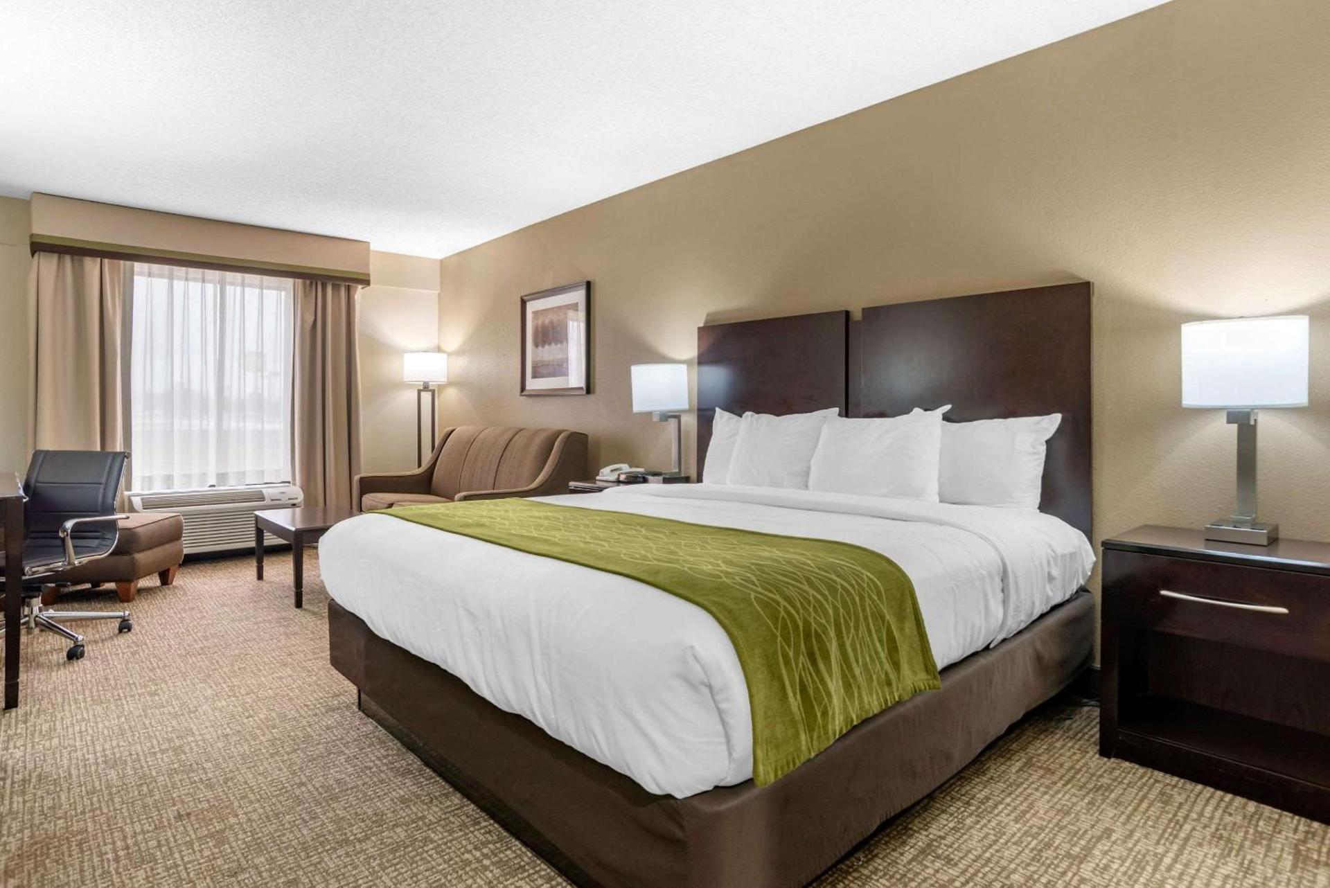 Comfort Inn Pearl-Jackson photo 13