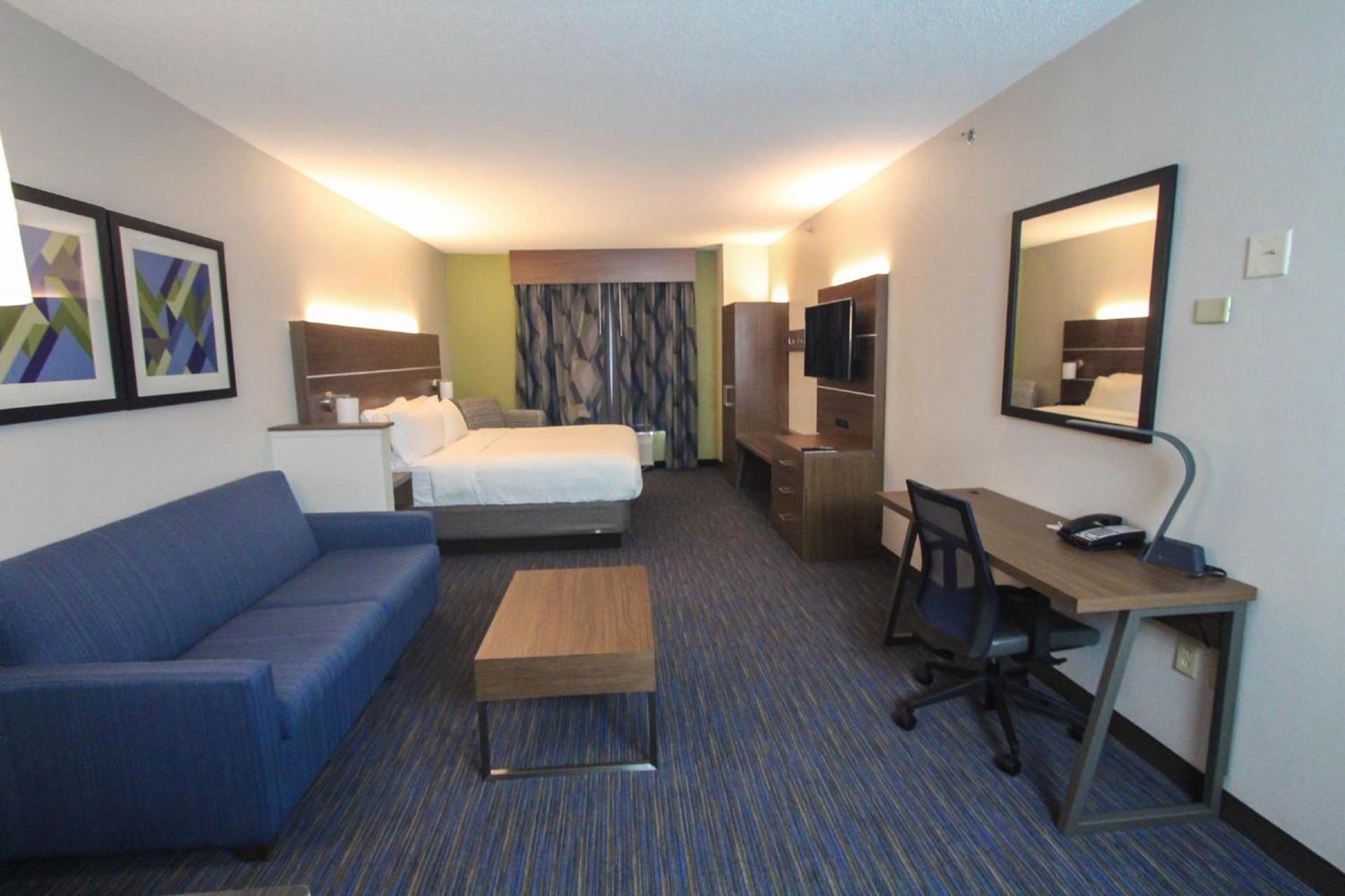 Holiday Inn Express Hotel & Suites Charleston - North by IHG photo 29