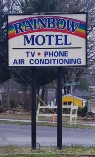 Rainbow Motel photo 1