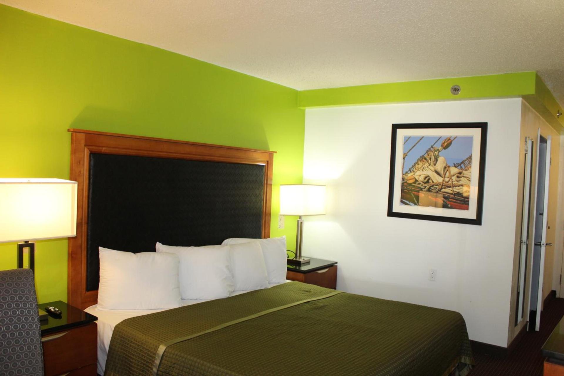 Spark By Hilton Roanoke Airport photo 3