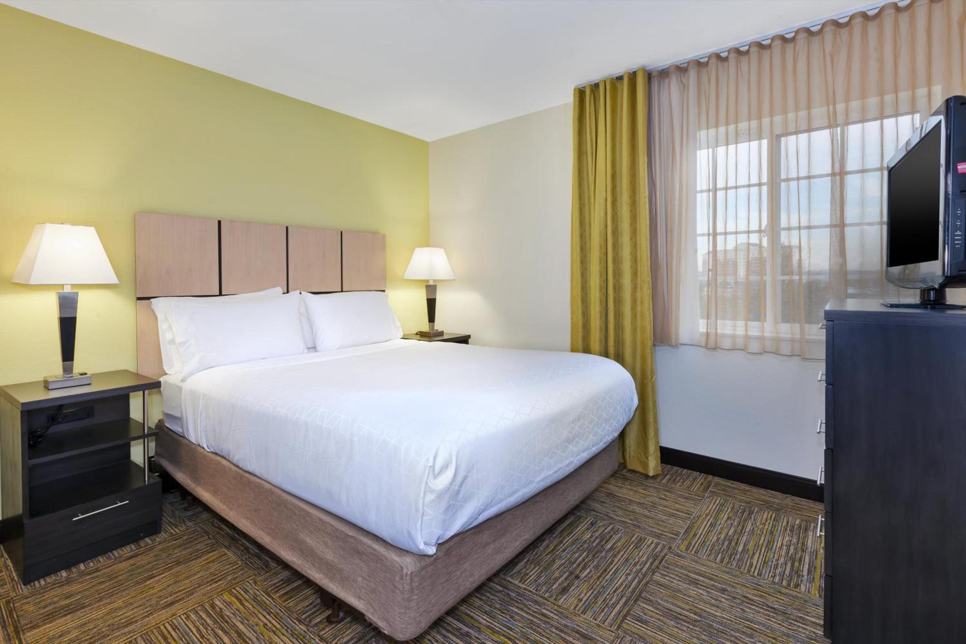 Candlewood Suites Polaris by IHG photo 21