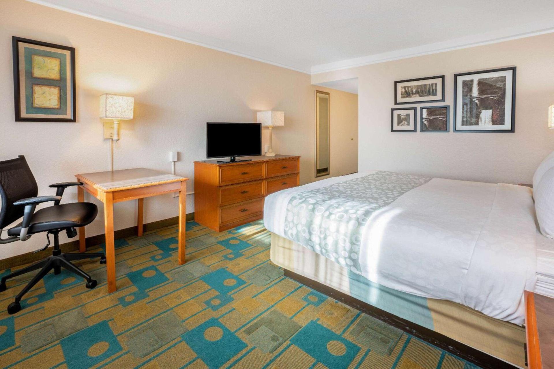 La Quinta by Wyndham Seattle Sea-Tac Airport photo 12
