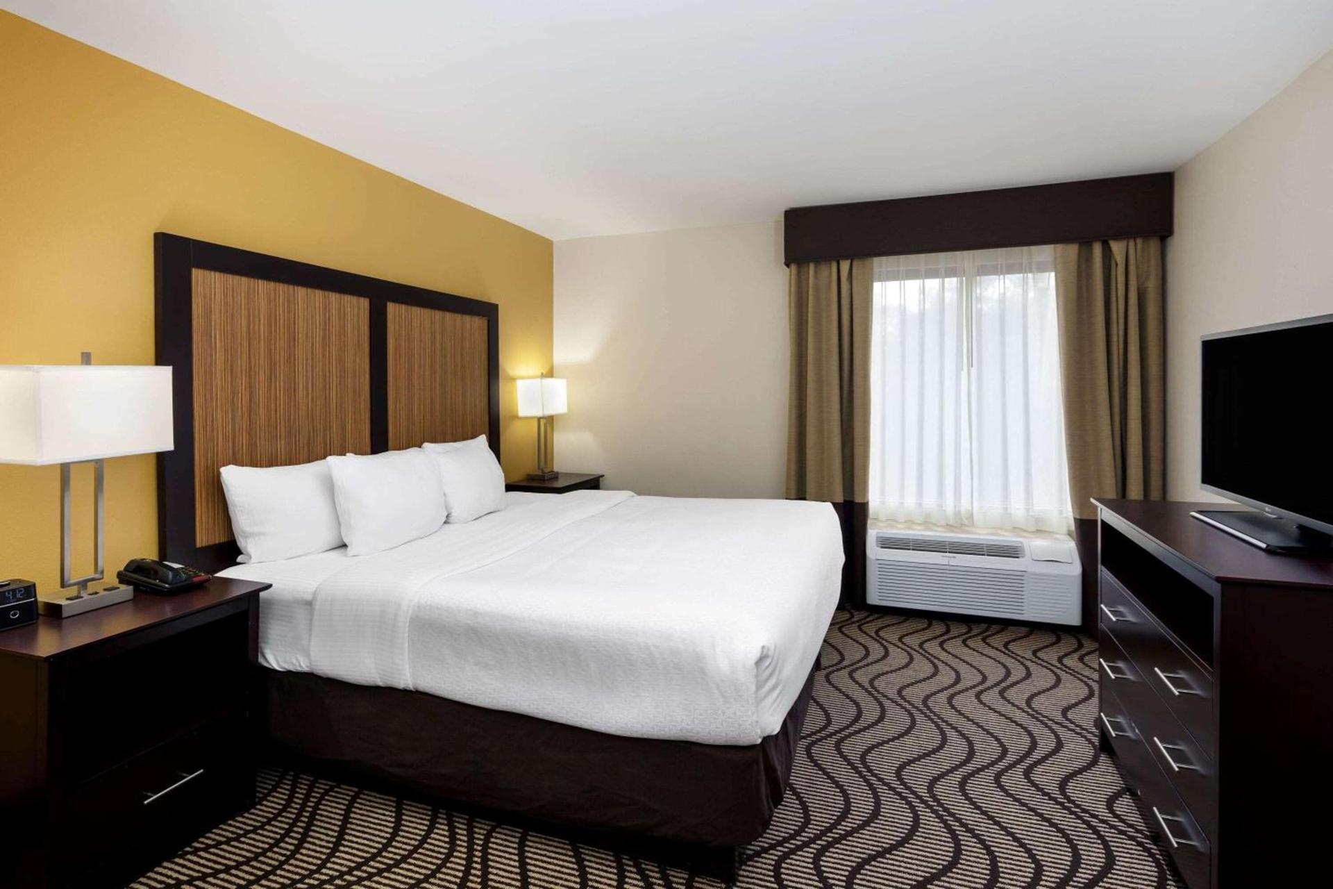 La Quinta by Wyndham LaGrange / I-85 photo 21