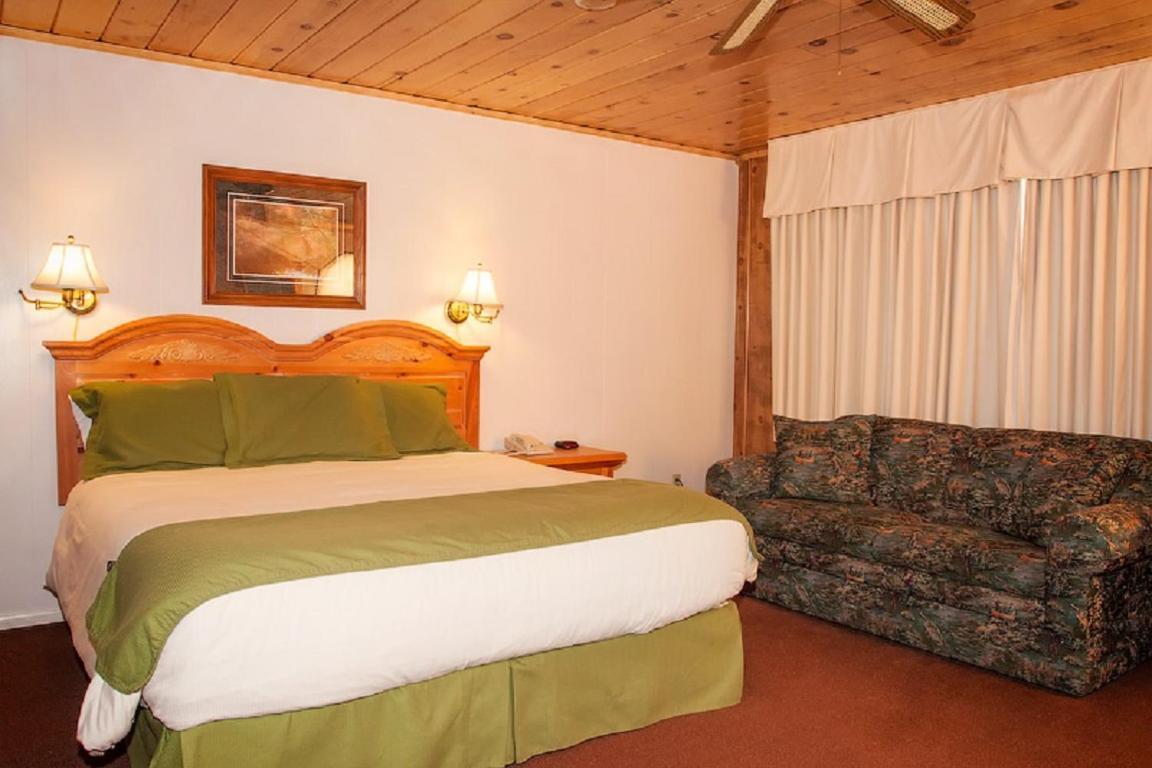 June Lake Motel photo 39