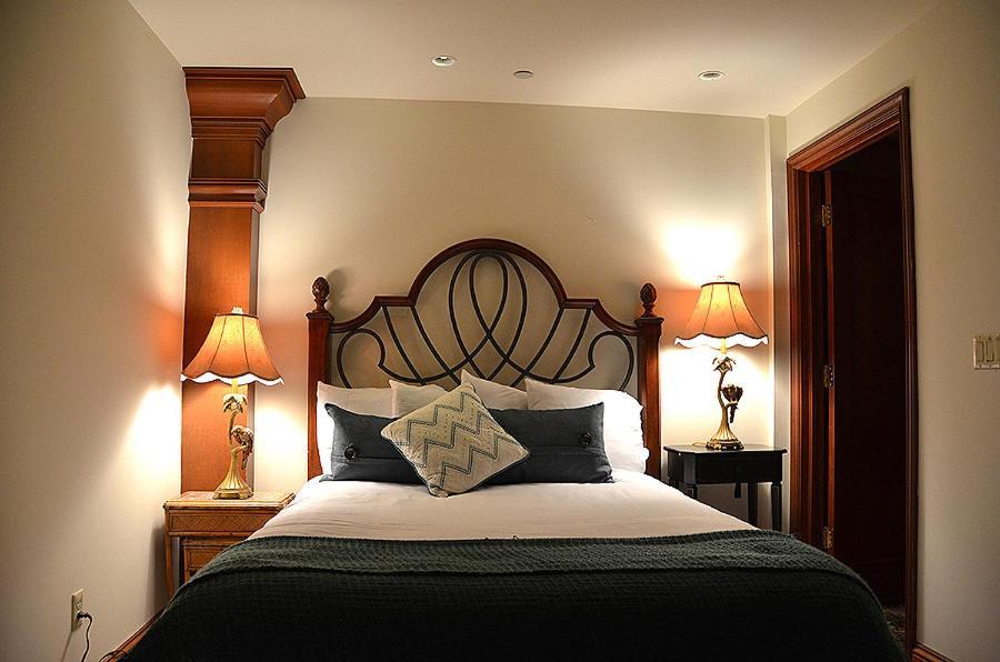 The Flanders Hotel photo 18